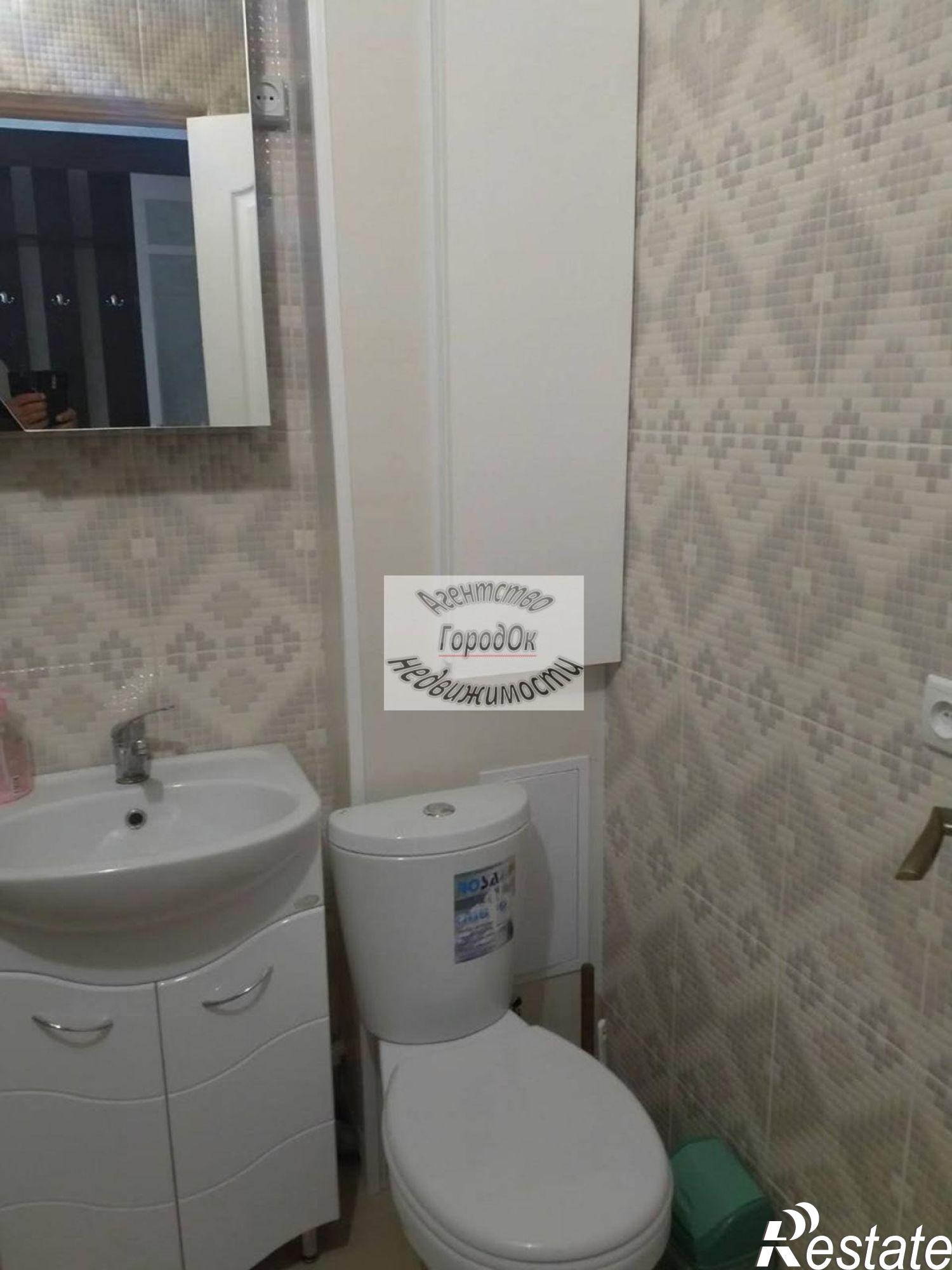 Купить квартиру за 5 400 000 рублей на Революции ул, 1