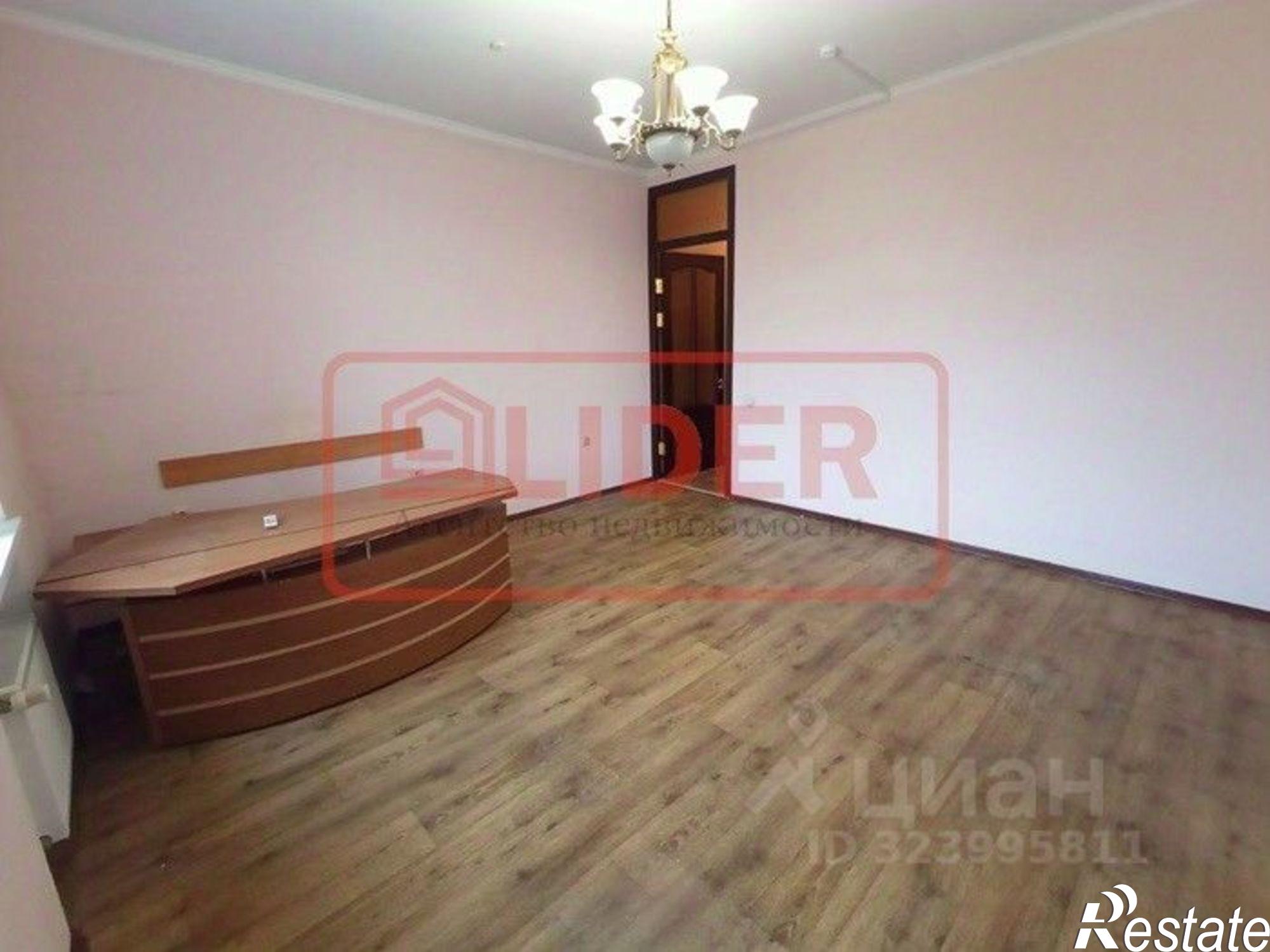 Сдать офис, помещение под офис за 30 000 рублей на улица Генерала Петрова, 15