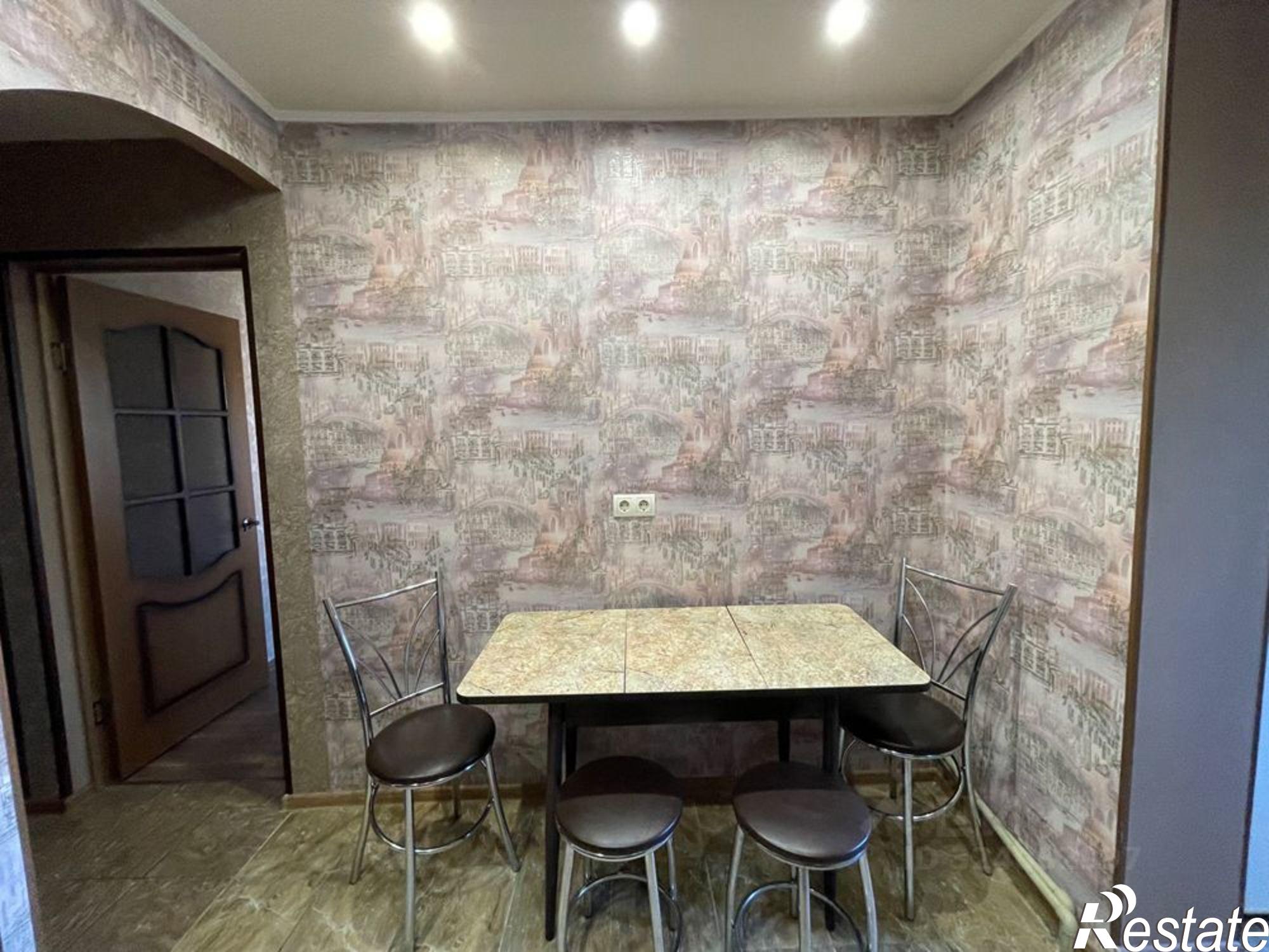 Сдать квартиру за 40 000 рублей на ул Адмирала Юмашева, 13