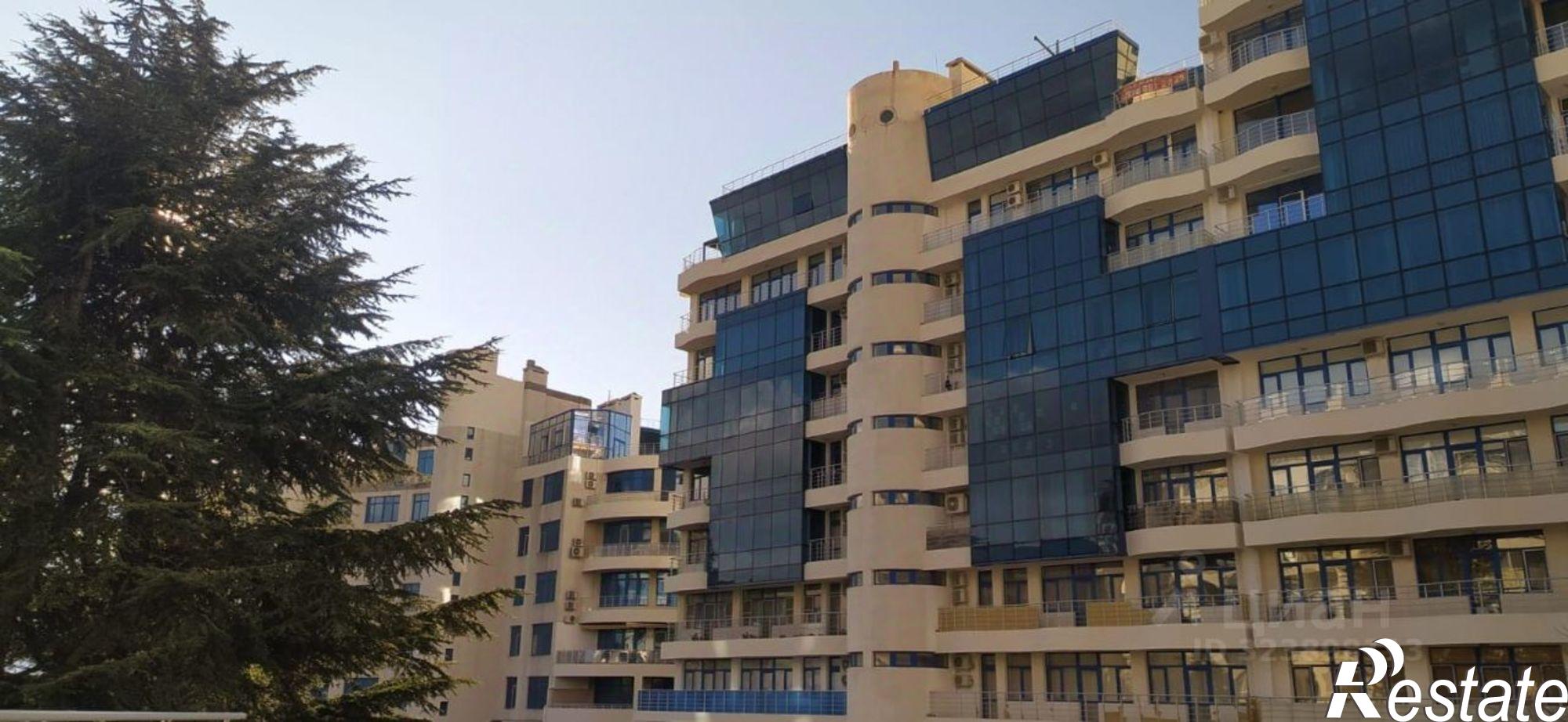 Купить квартиру за 21 155 000 рублей на Ялтинская, 16