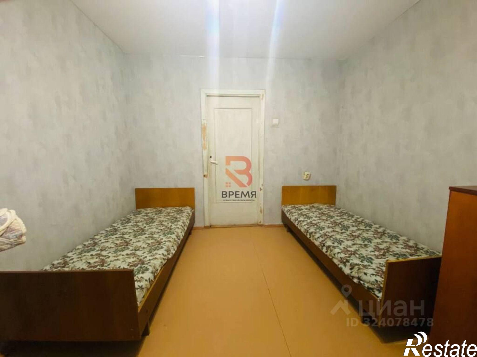 Купить квартиру за 9 850 000 рублей на ул Хрусталева, 73