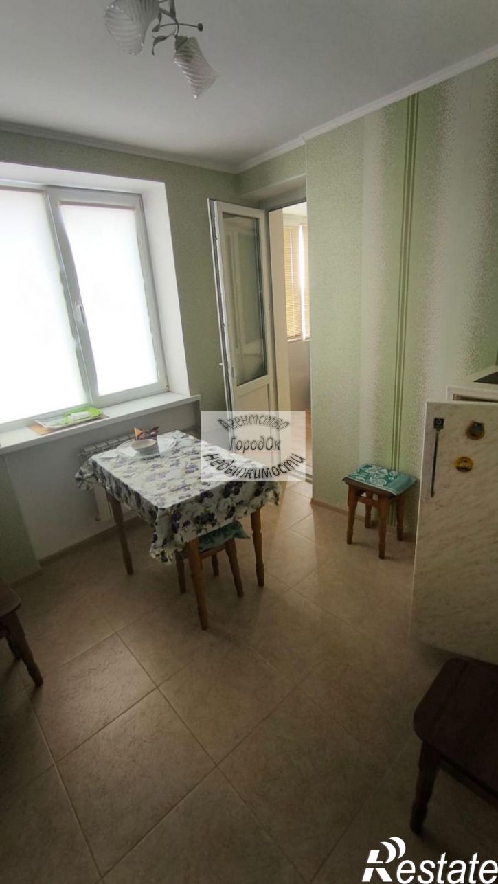 2-комн квартира Симферопольская ул, 23