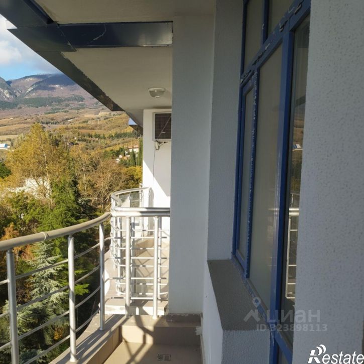 3-комн квартира Ялтинская, 16,  д. 16