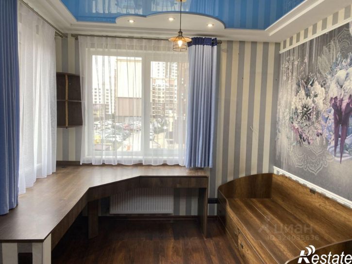 3-комн квартира ул Крымской весны, 1 4,  д. 1 4,  к. 4