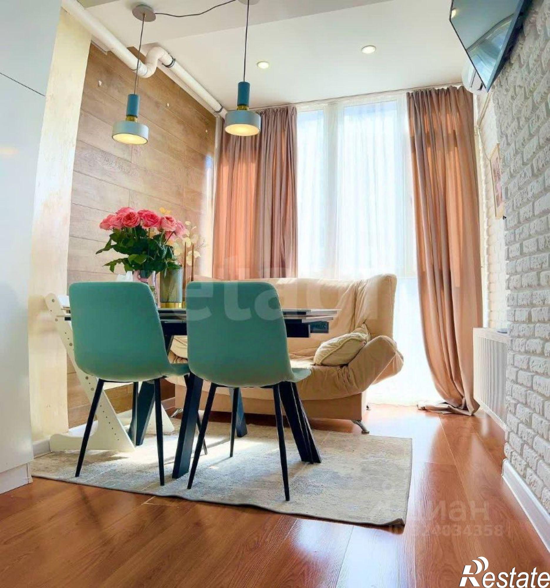 Купить квартиру за 10 250 000 рублей на Античный проспект, 26к3