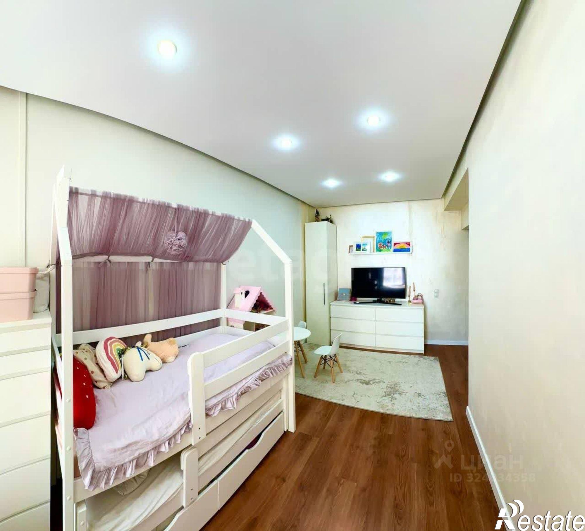 Купить квартиру за 10 250 000 рублей на Античный проспект, 26к3