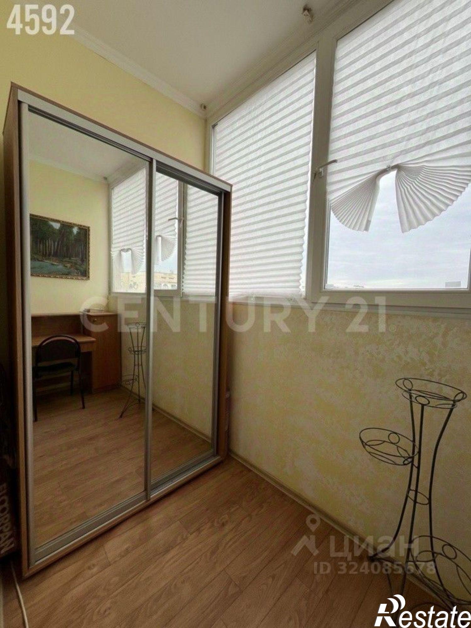 Сдать квартиру за 33 000 рублей на ул Комбрига Потапова, 12