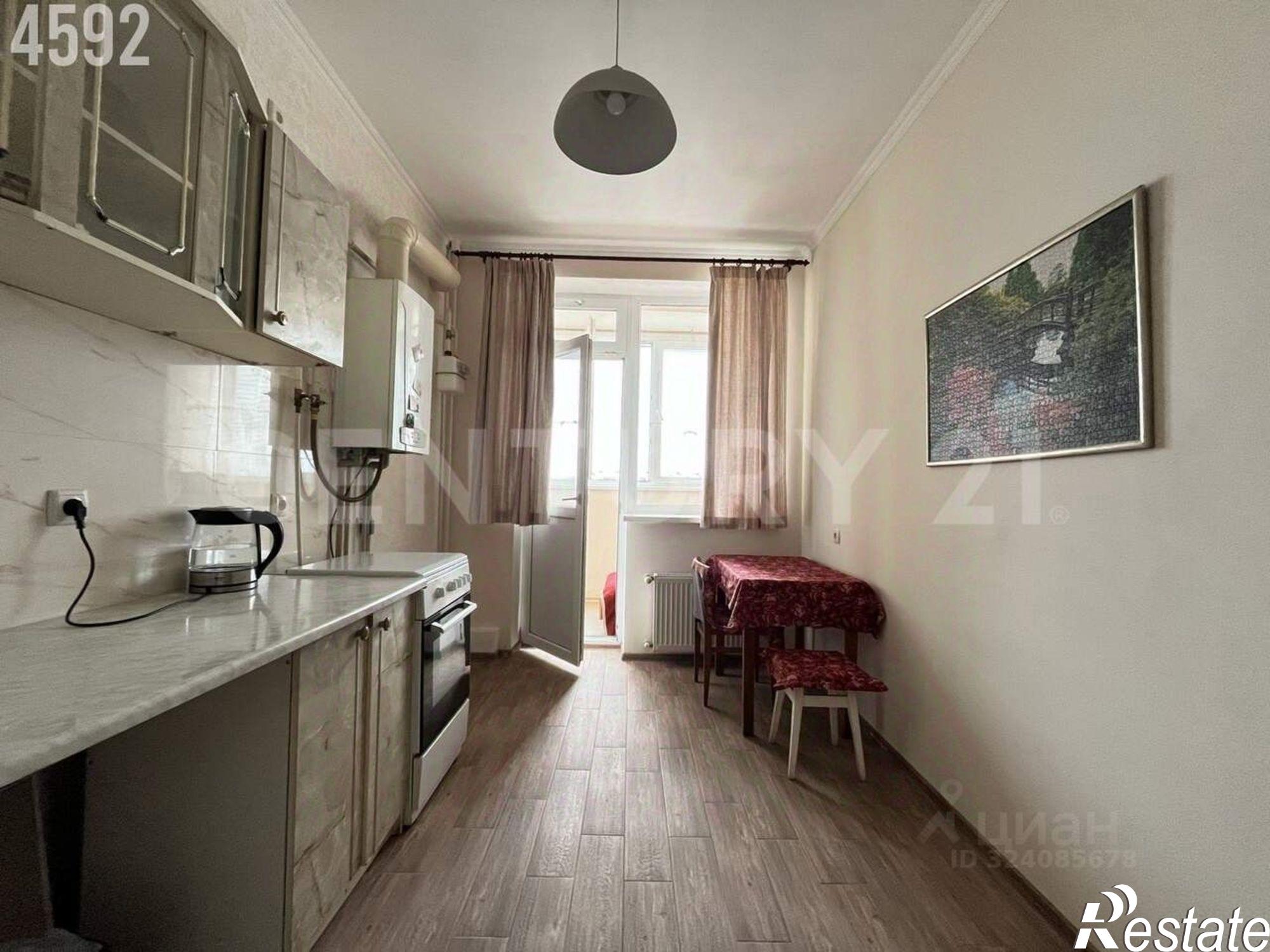 Сдать квартиру за 33 000 рублей на ул Комбрига Потапова, 12