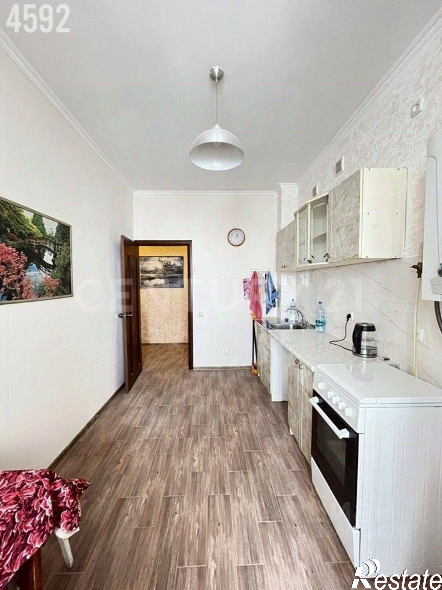 Сдать квартиру за 33 000 рублей на ул Комбрига Потапова, 12