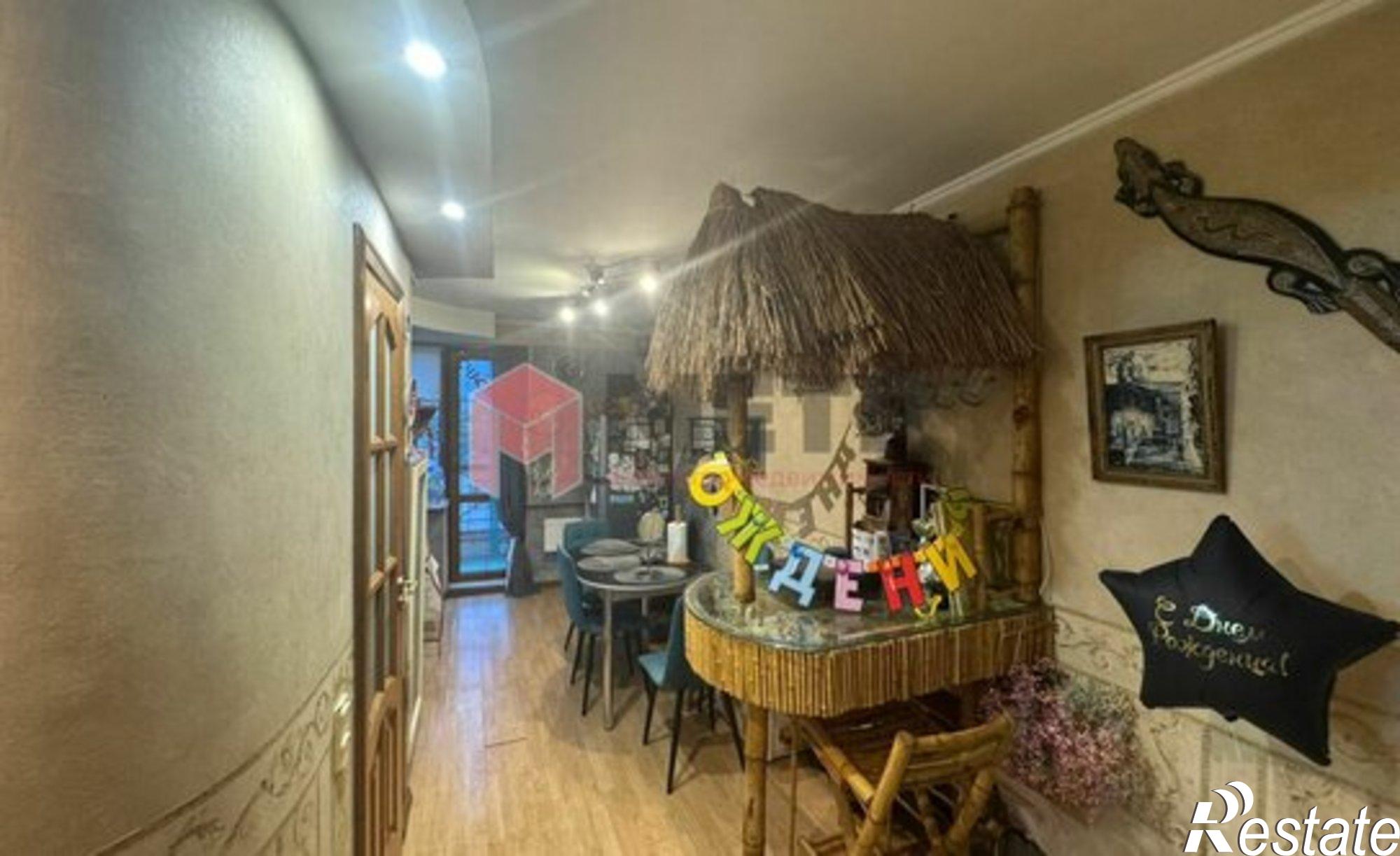 Купить квартиру за 20 000 000 рублей на ул Тульская, 3