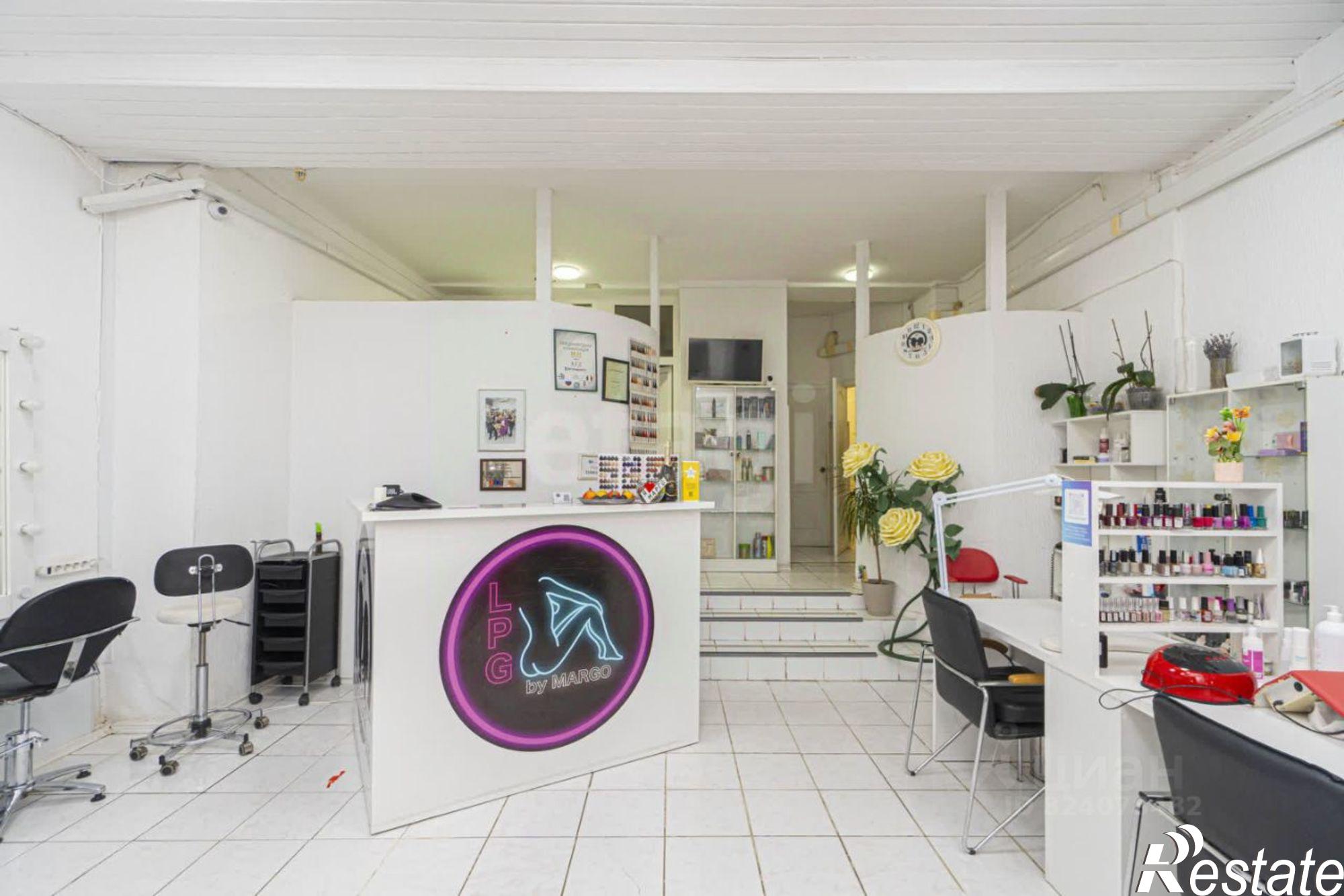 Купить помещение свободного назначения за 16 743 000 рублей на ул Александра Косарева, 2