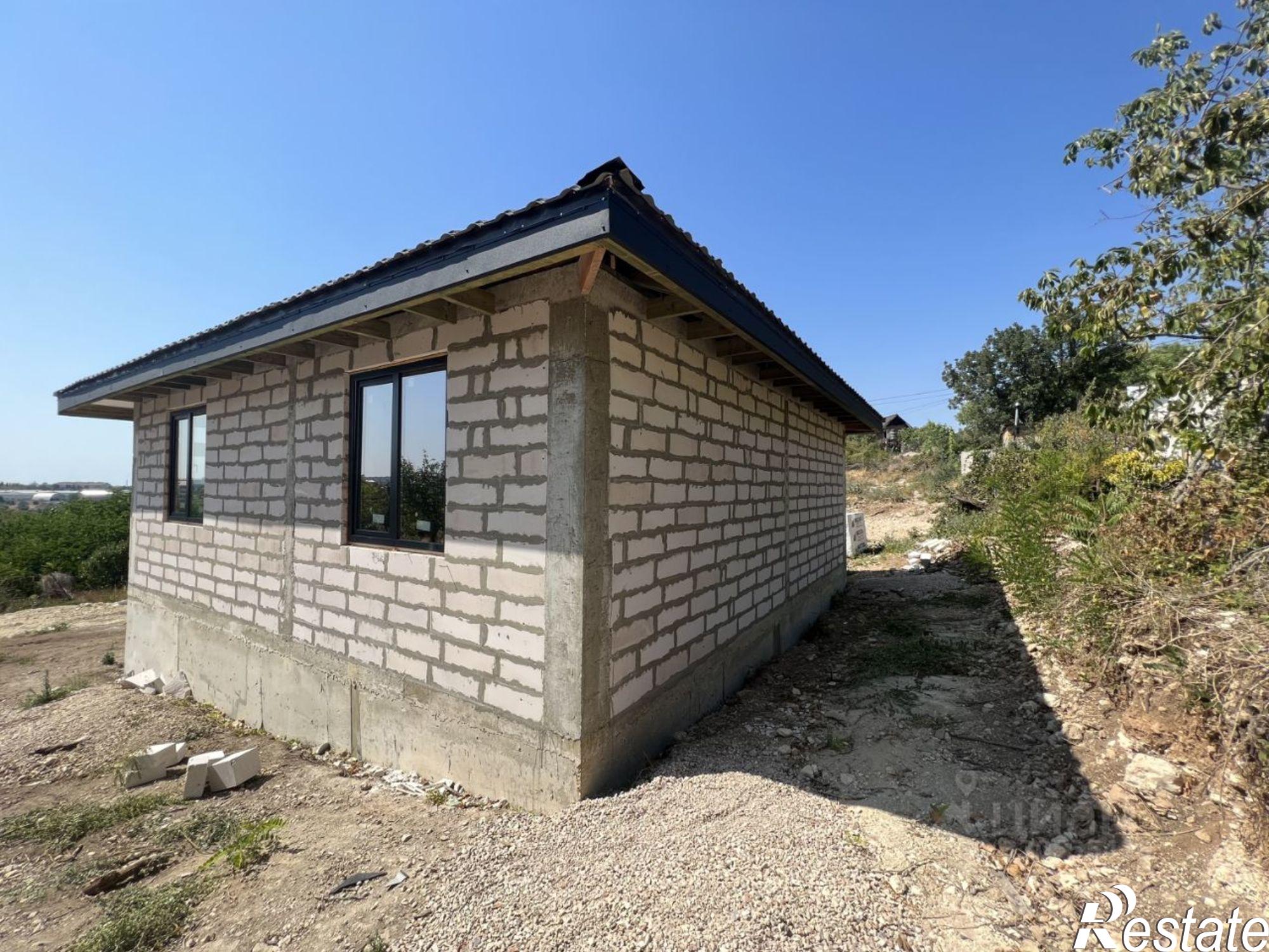 Купить дачу, дом, коттедж за 9 750 000 рублей на Комбата Гегешидзе улица