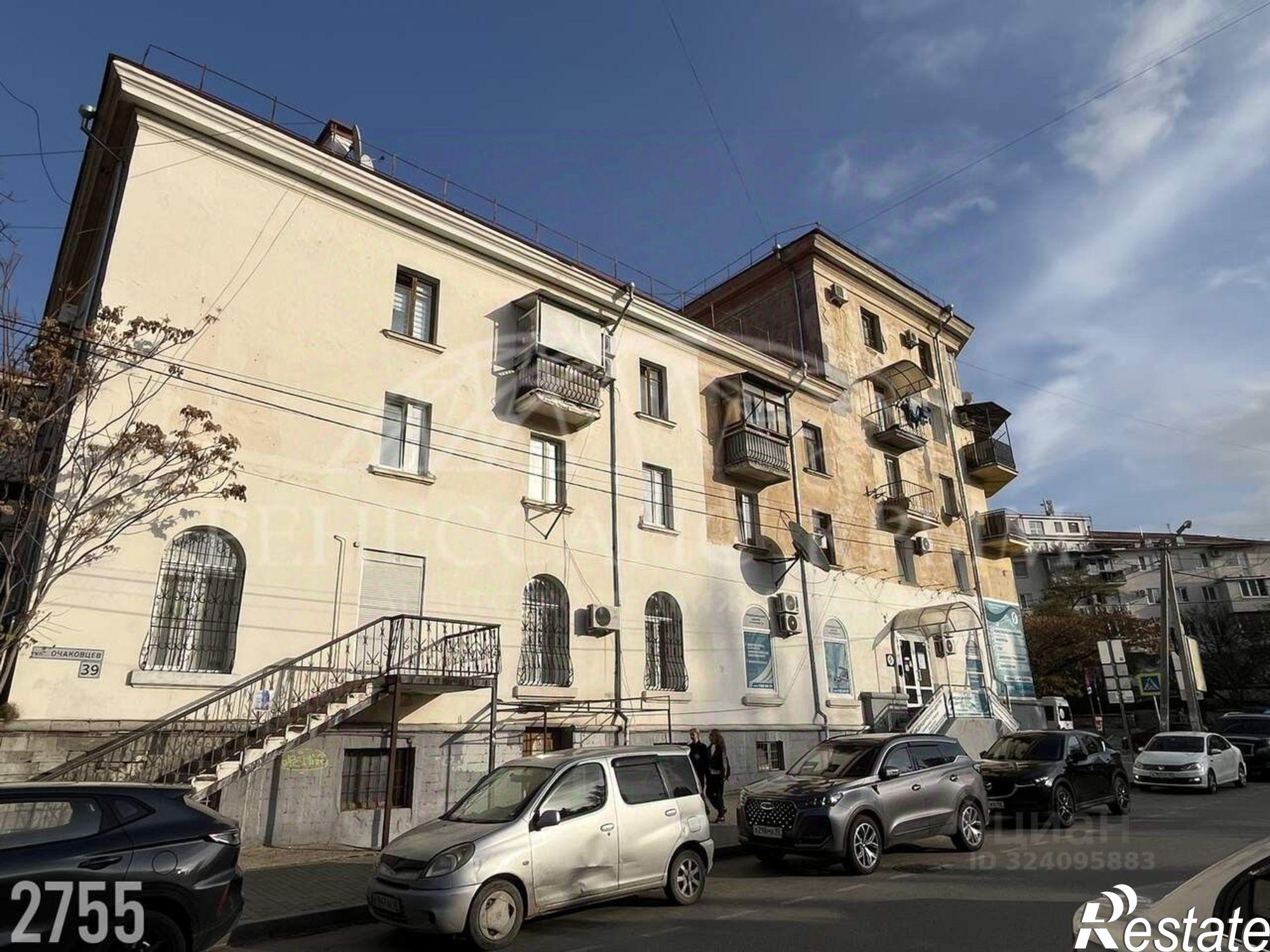 Купить квартиру за 15 990 000 рублей на ул Очаковцев, 39