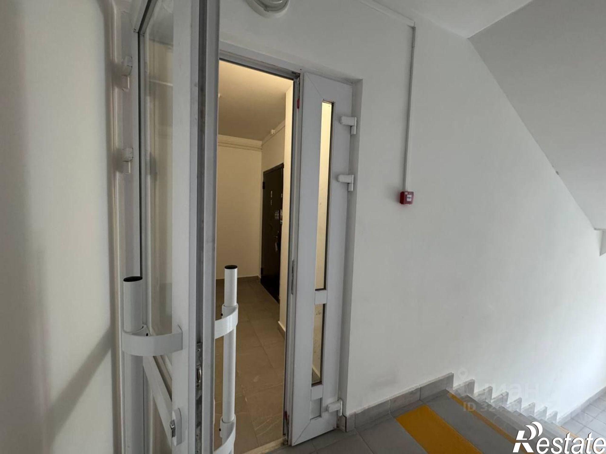 Купить квартиру за 15 250 000 рублей на ул Угольная, 16