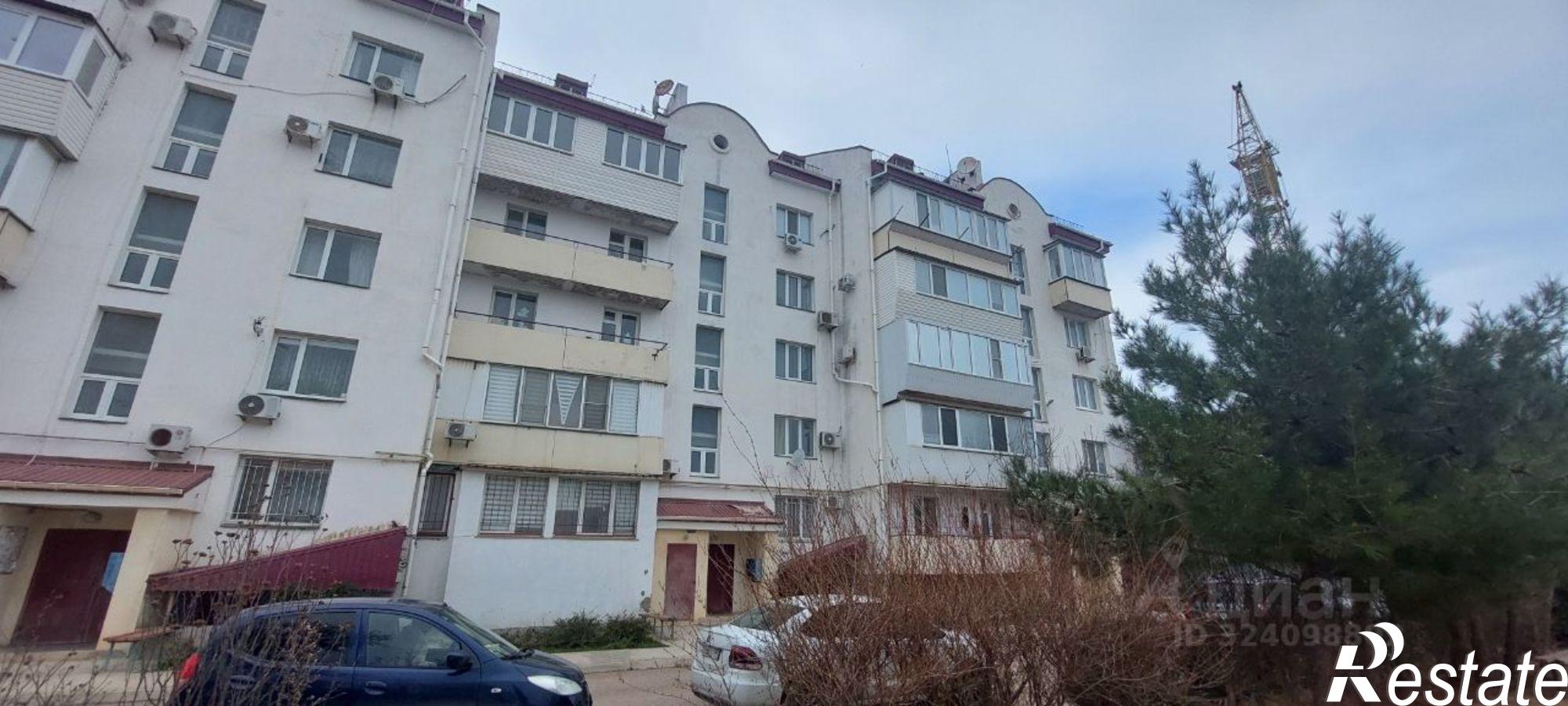 Купить квартиру за 10 500 000 рублей на ул Военных Строителей, 10/6