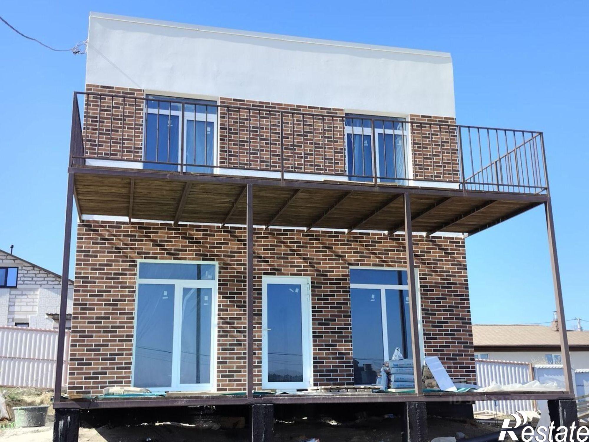 Купить дачу, дом, коттедж за 9 600 000 рублей на ул 2-я Линия, 106/105