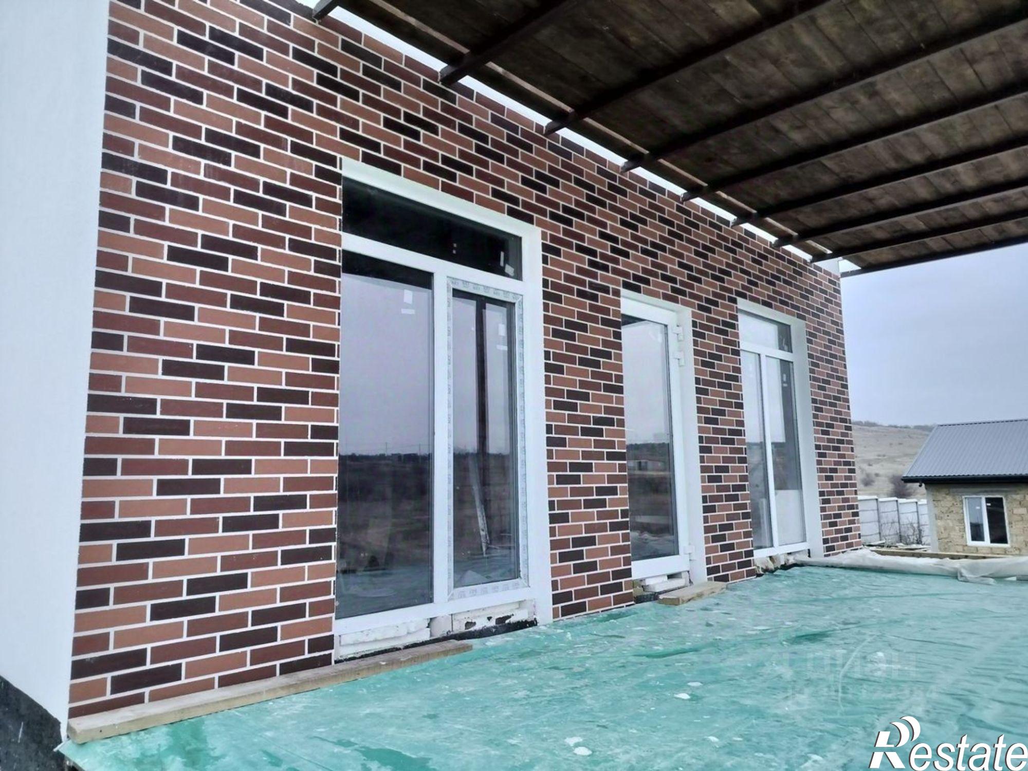 Купить дачу, дом, коттедж за 9 600 000 рублей на ул 2-я Линия, 106/105