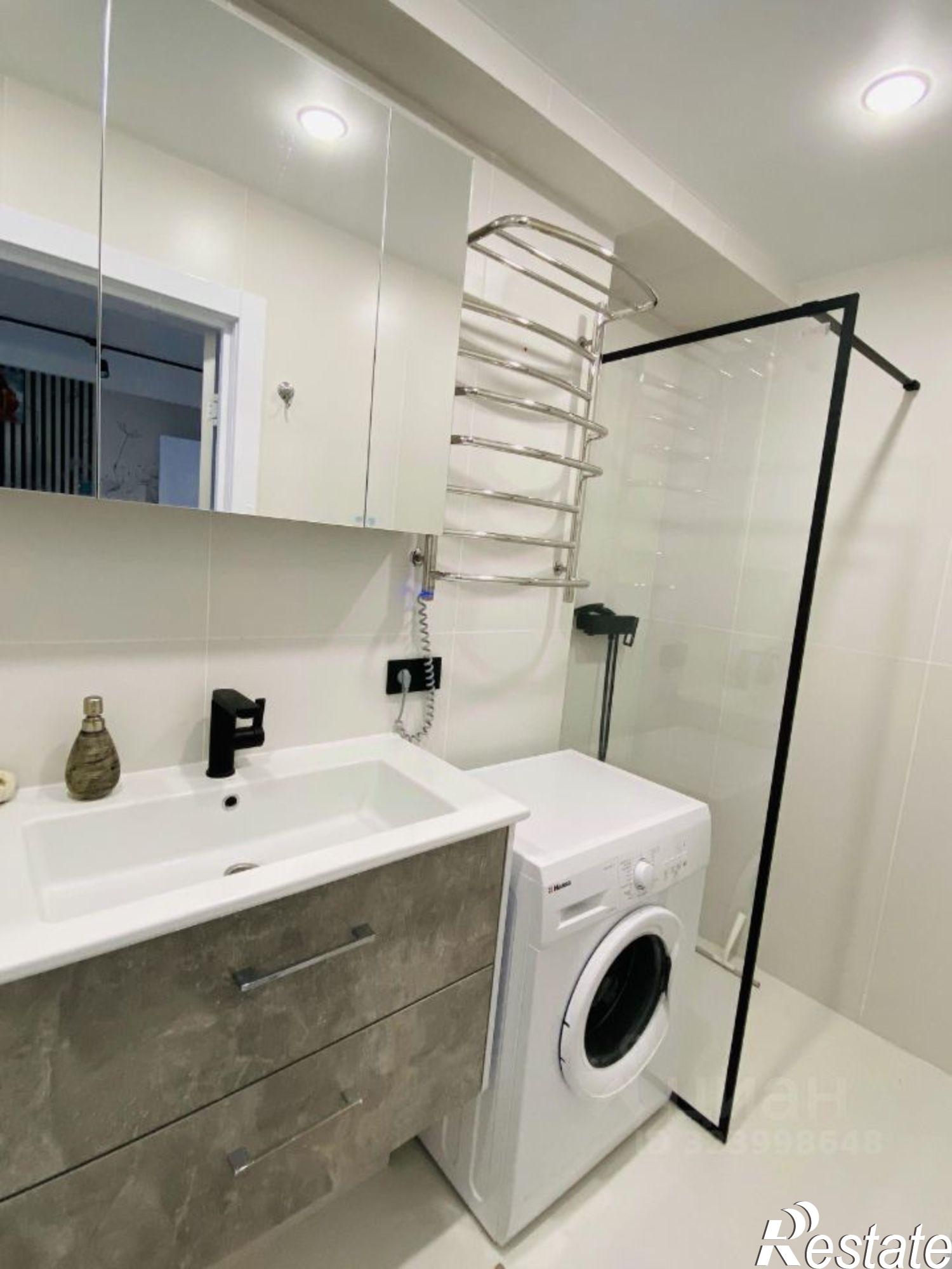 Купить квартиру за 13 200 000 рублей на улица Меньшикова, 21