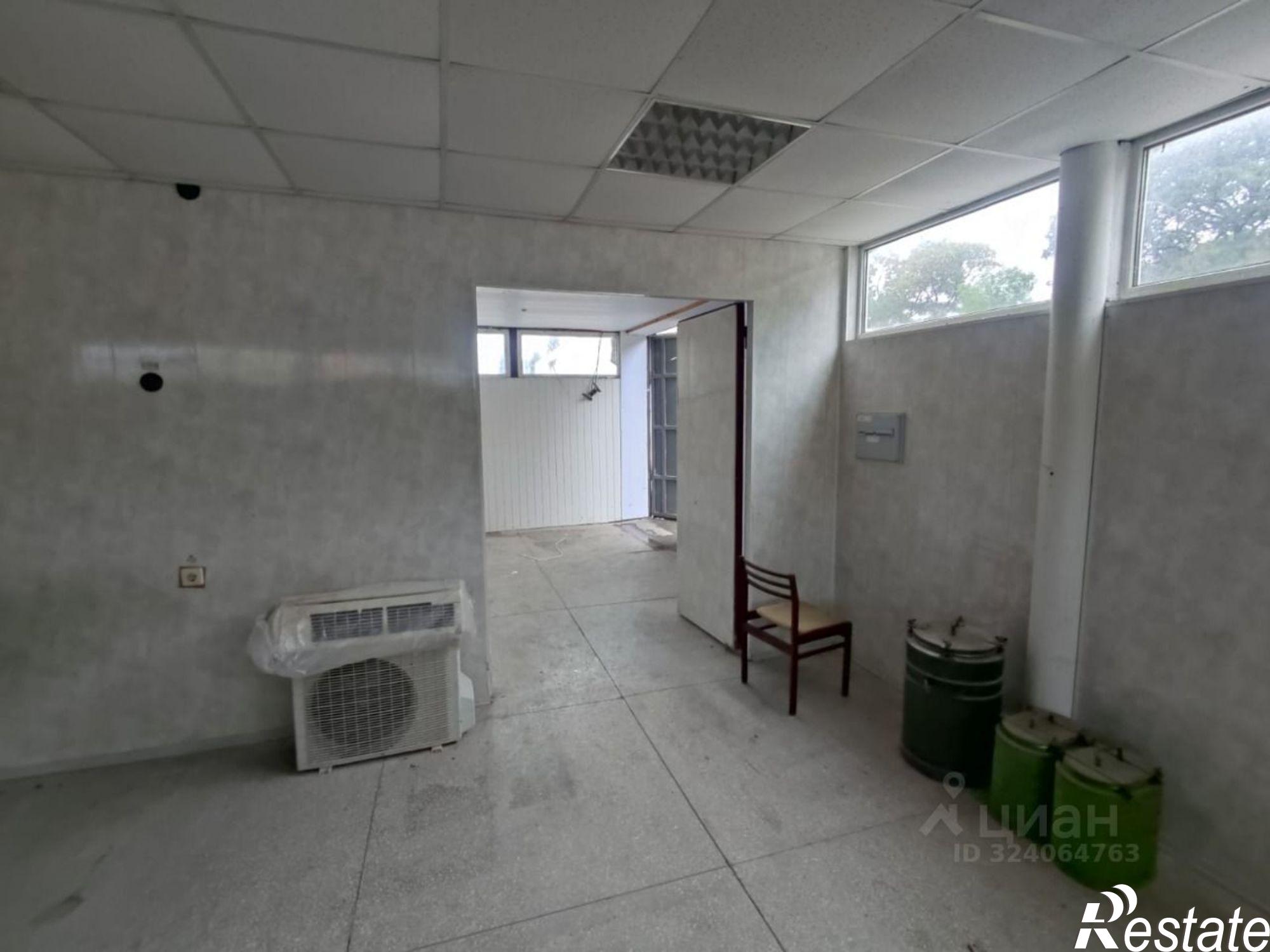 Сдать складское помещение за 148 400 рублей на ул Курганная, 1