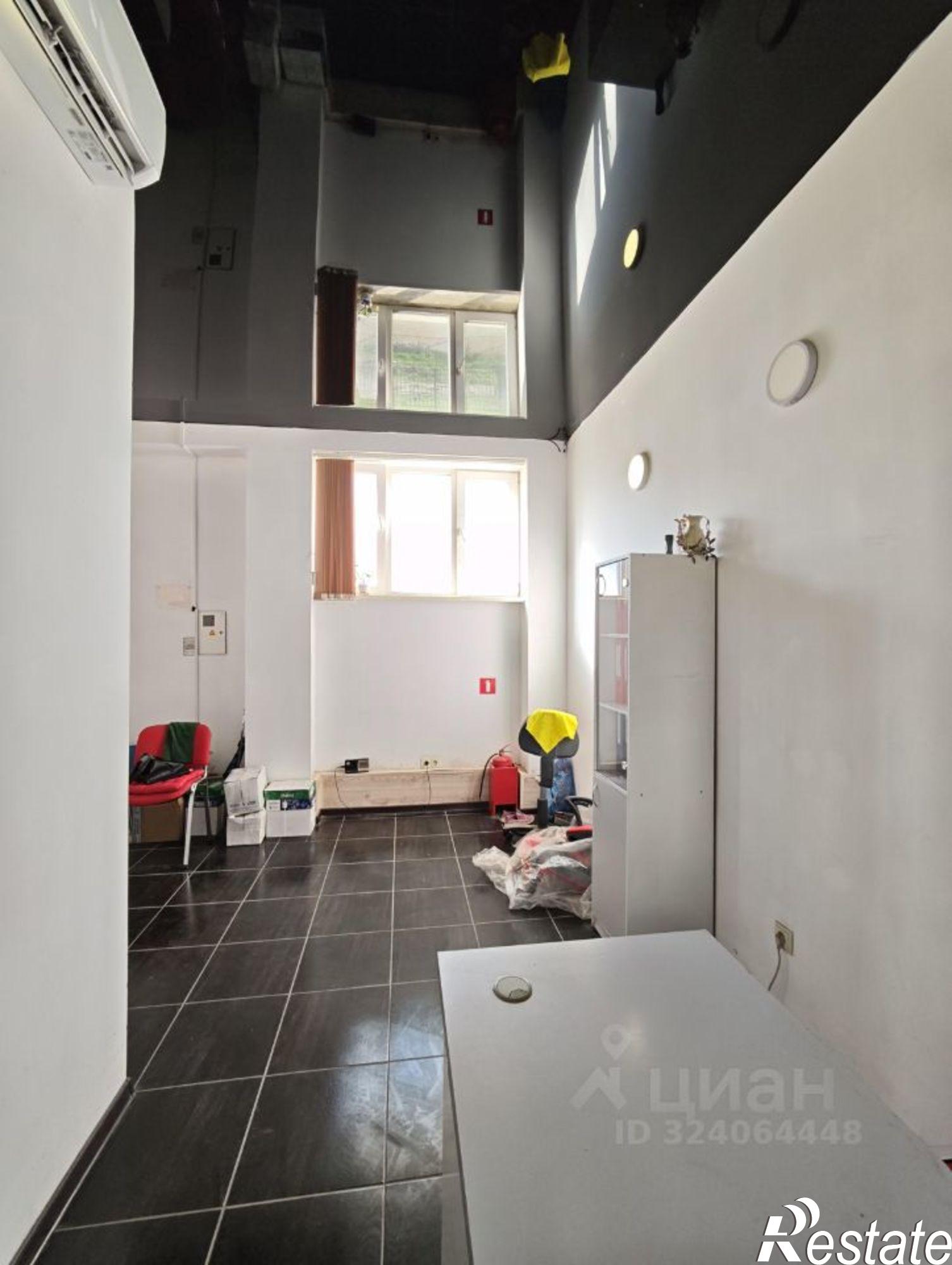 Сдать торговое помещение за 48 002 рублей на пр-кт Октябрьской революции, 32в