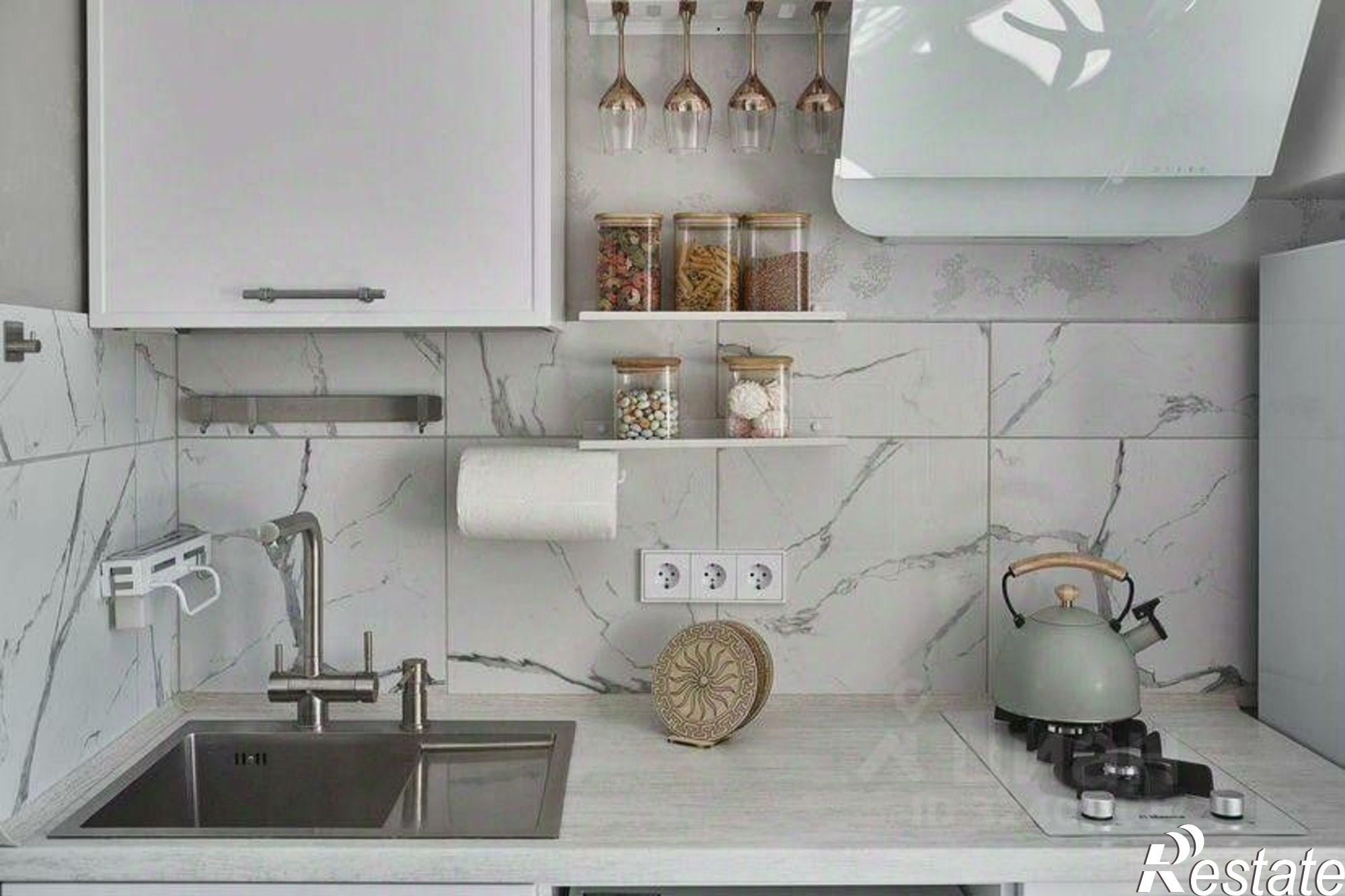 Сдать квартиру за 80 000 рублей на ул Ерошенко, 2