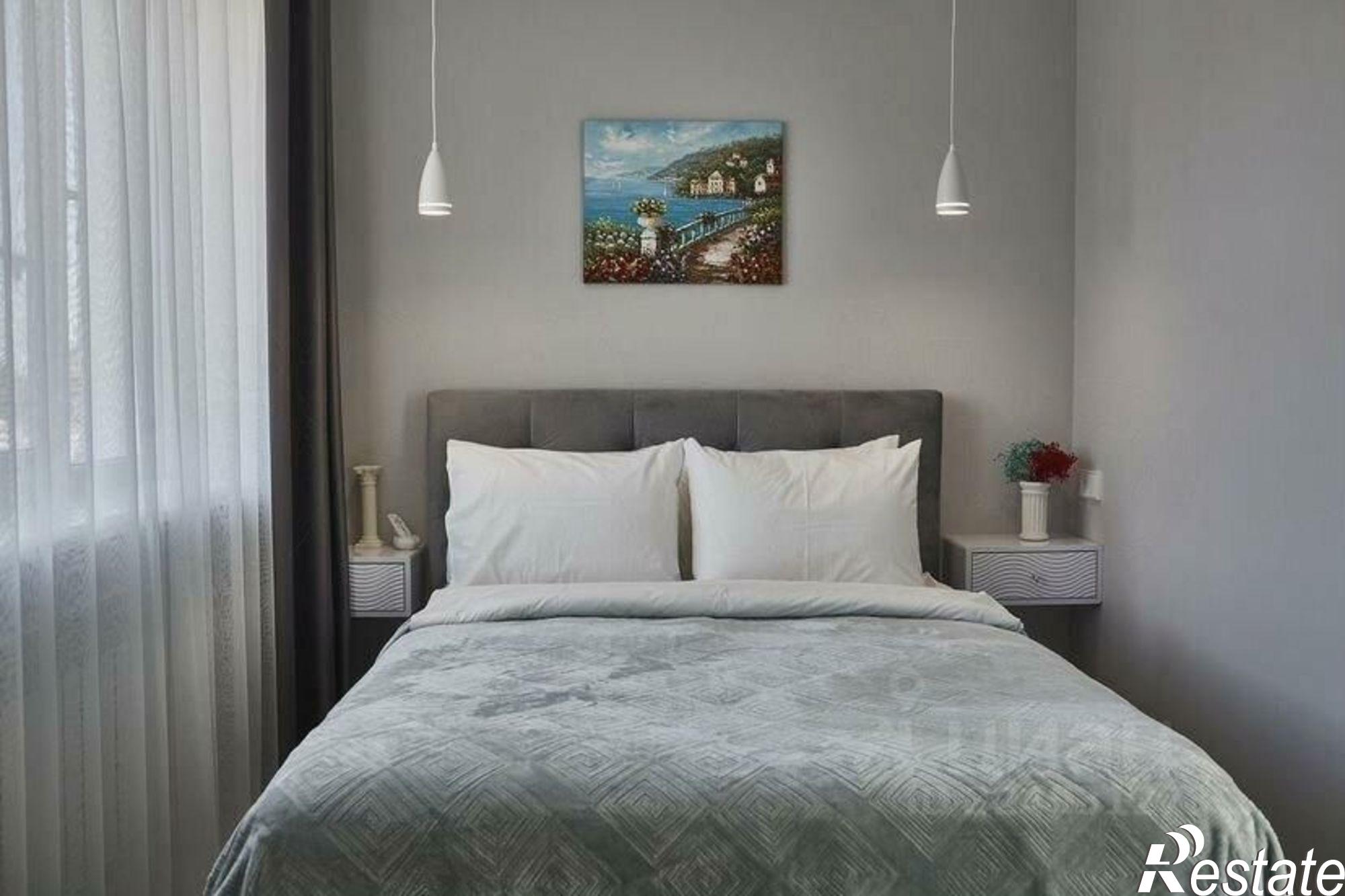 Сдать квартиру за 80 000 рублей на ул Ерошенко, 2