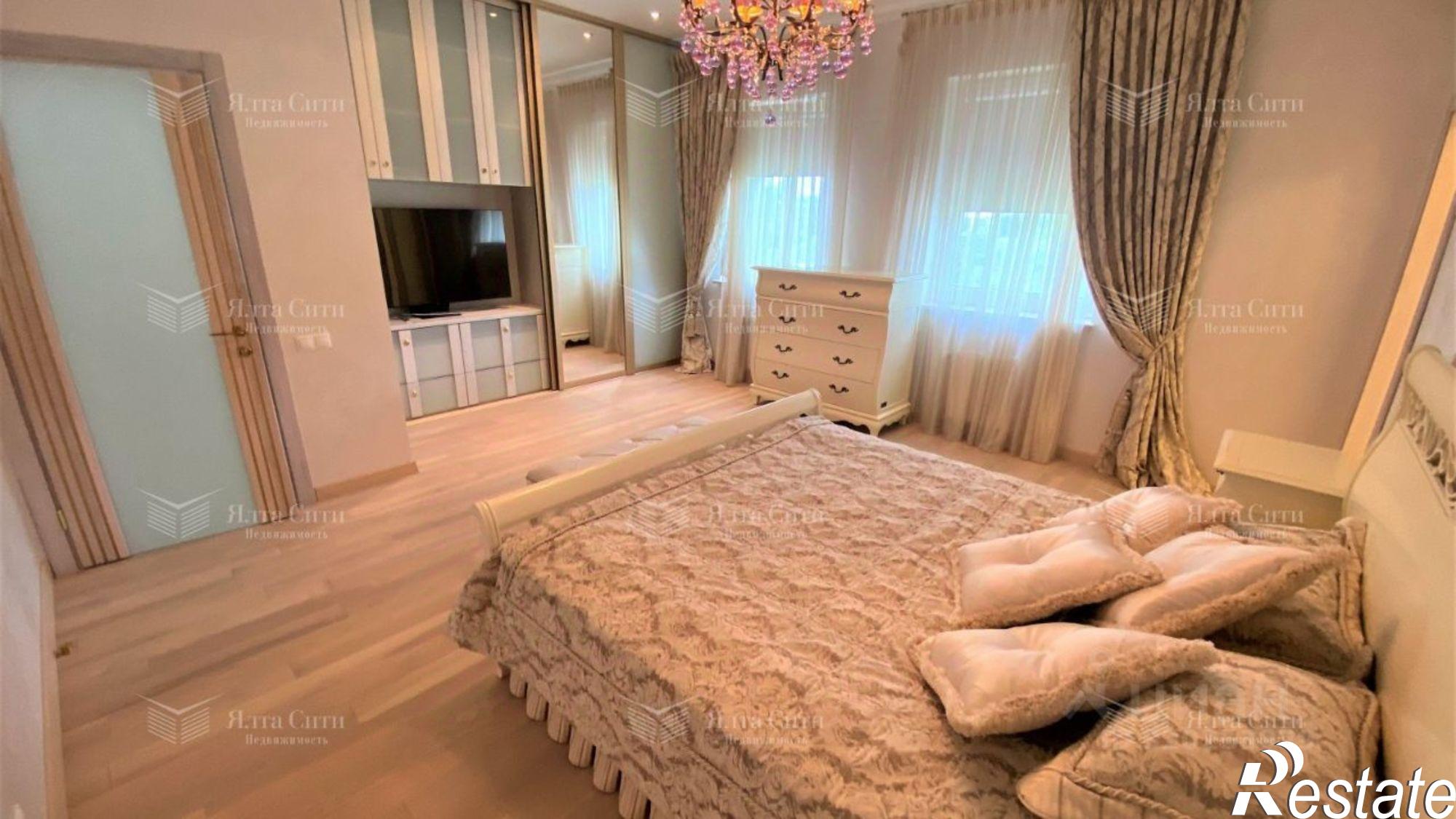 Купить квартиру за 69 000 000 рублей на Севастопольское шоссе, 52Х