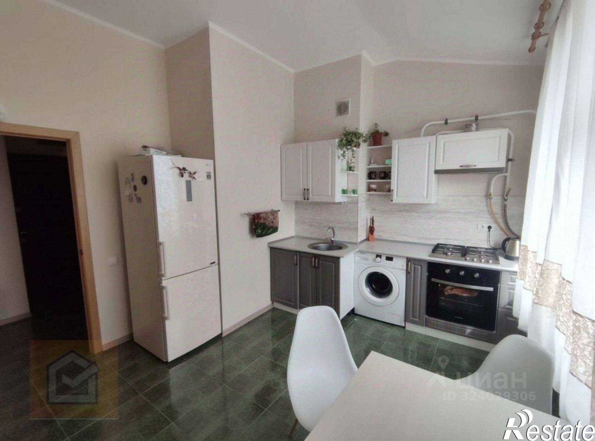 Купить квартиру за 12 000 000 рублей на ул Парковая, 8/24