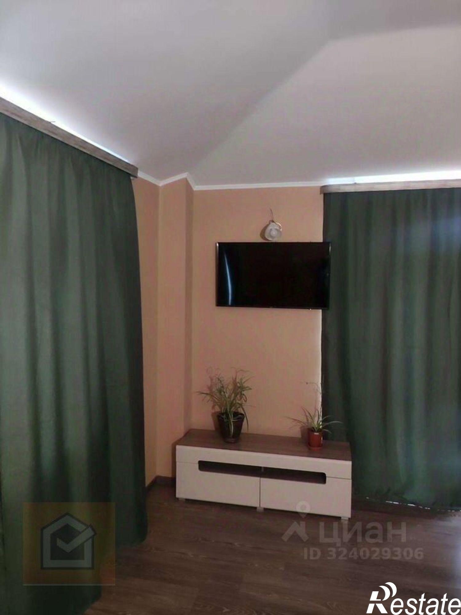 Купить квартиру за 12 000 000 рублей на ул Парковая, 8/24