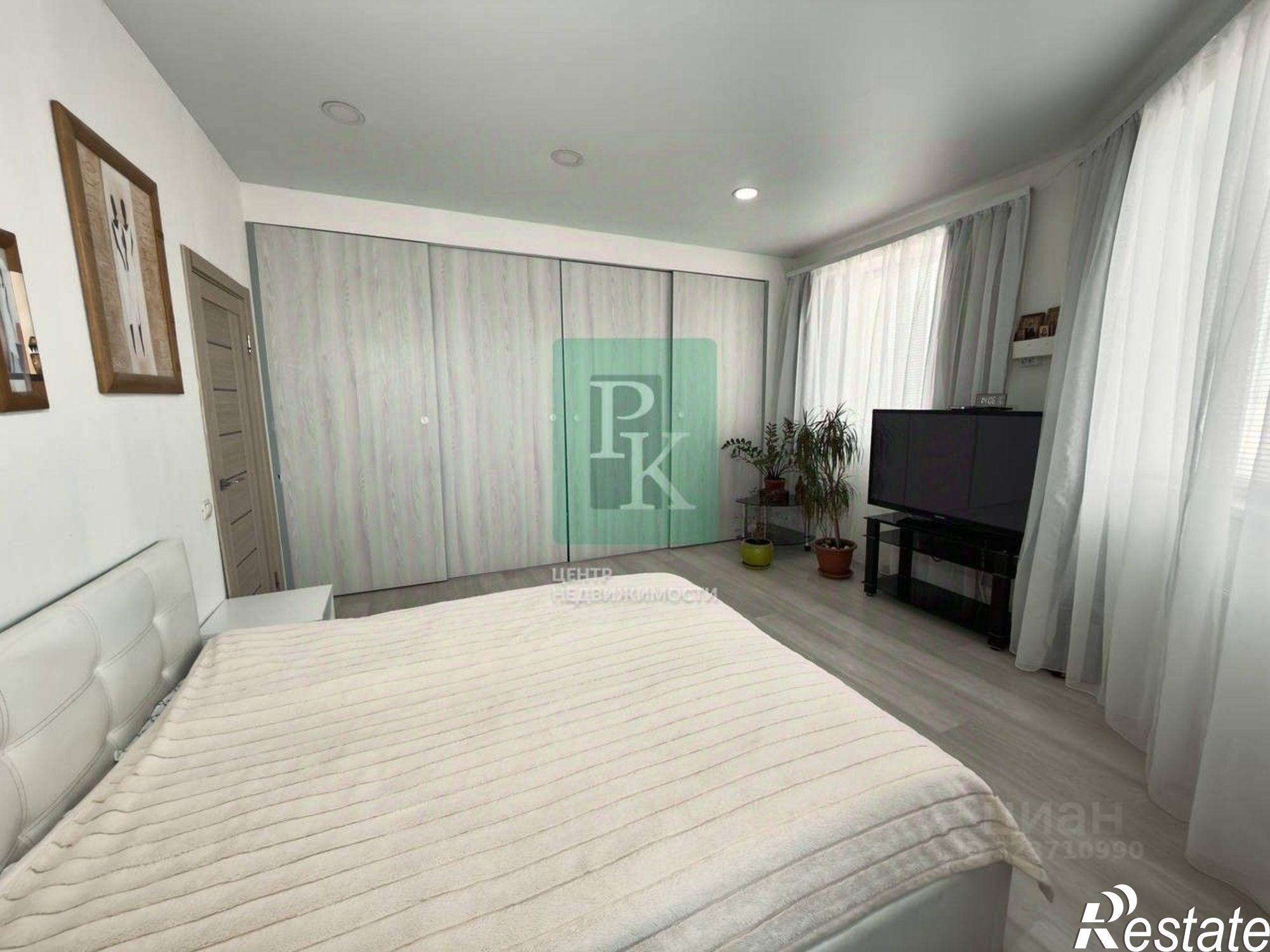 Купить квартиру за 16 990 000 рублей на Античный проспект, 7В