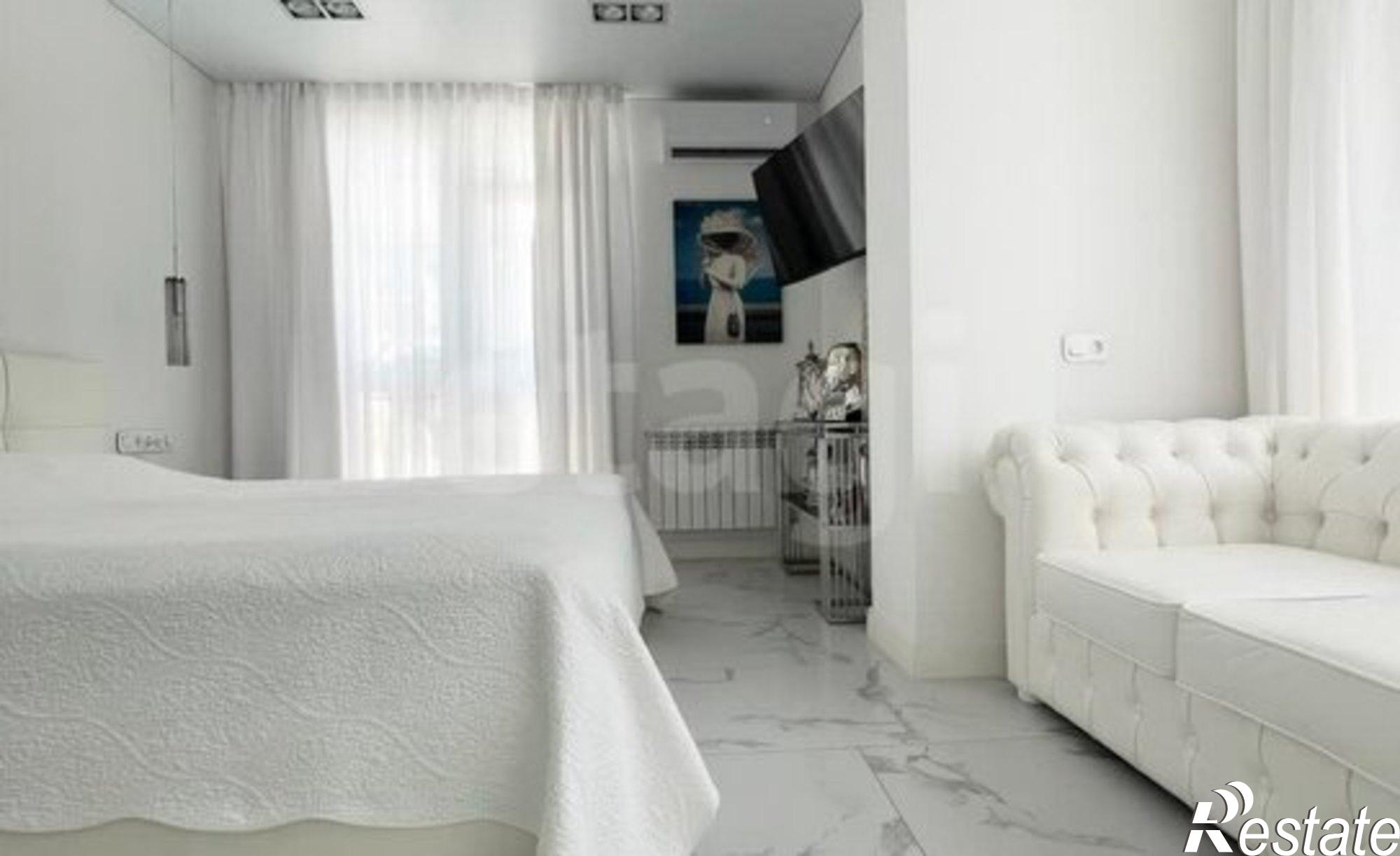 Купить квартиру за 12 800 000 рублей на ул Челнокова, 17 2б