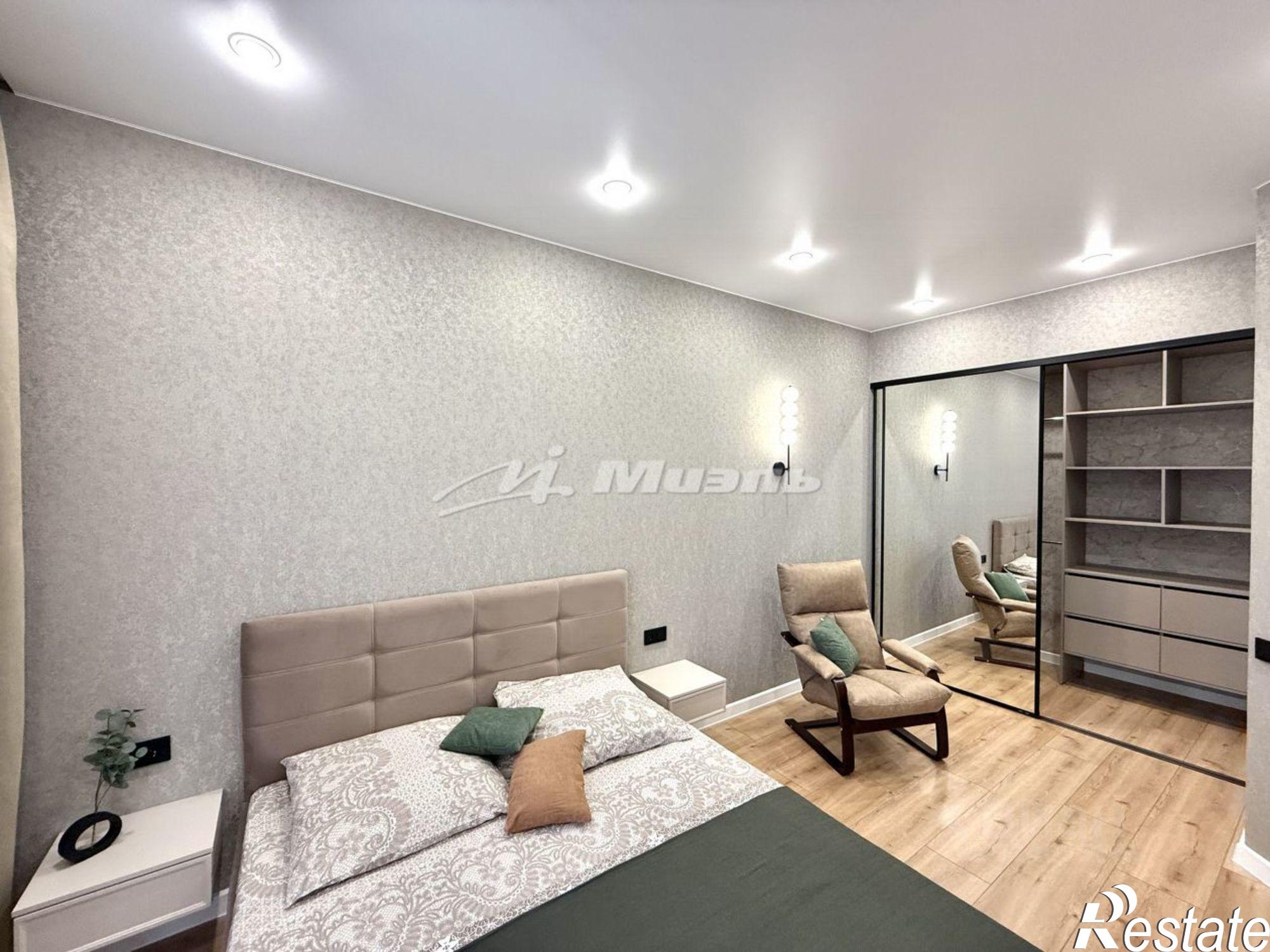 Купить квартиру за 10 000 000 рублей на Симферопольский район, Мирное с.