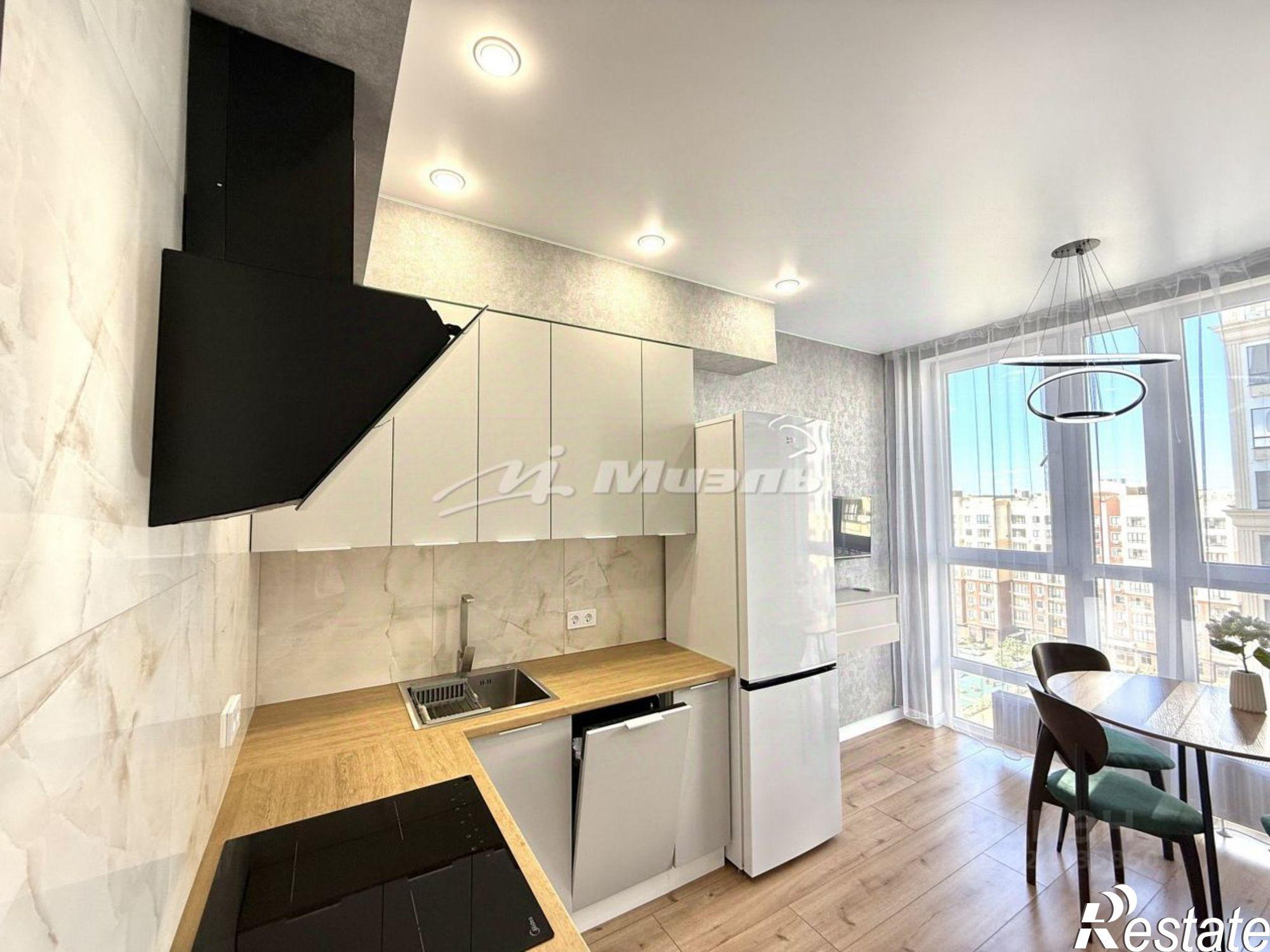 Купить квартиру за 10 000 000 рублей на Симферопольский район, Мирное с.