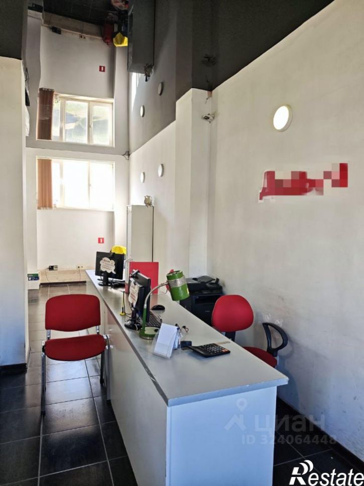 Торговое помещение пр-кт Октябрьской революции, 32в,  д. 32в