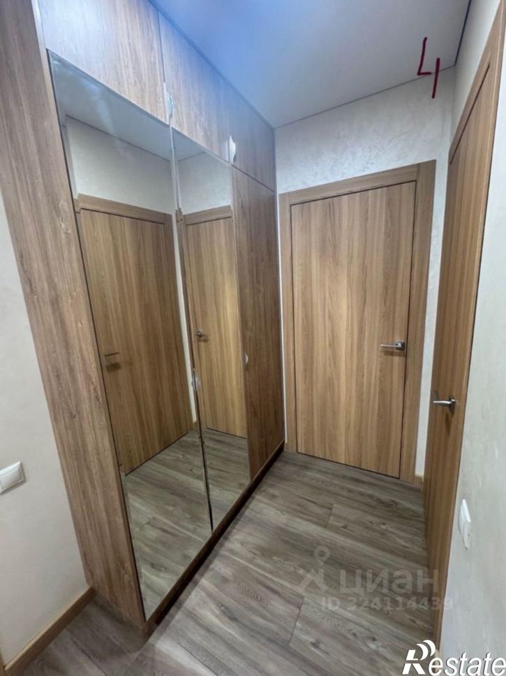 3-комн квартира ул Колобова, 34/1,  д. 34/1