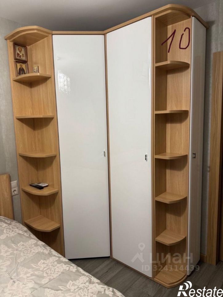 3-комн квартира ул Колобова, 34/1,  д. 34/1