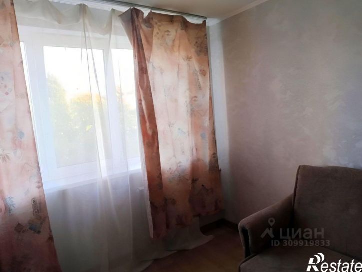 Комната ул Героев Подводников, 8,  д. 8