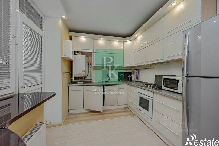 3-комн квартира ул Адмирала Юмашева, 27,  д. 27