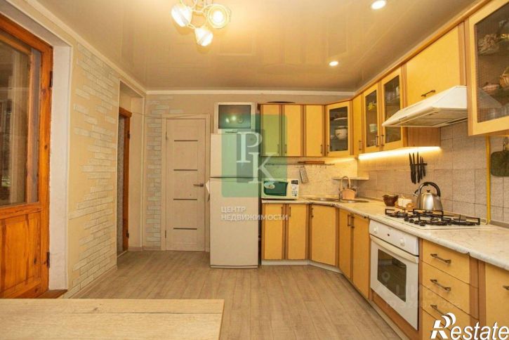 4-комн квартира ул Астана Кесаева, 4,  д. 4