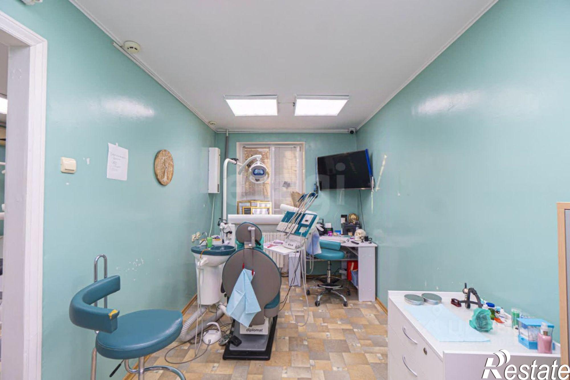 Купить квартиру за 10 500 000 рублей на пл 50-летия СССР, 5/3