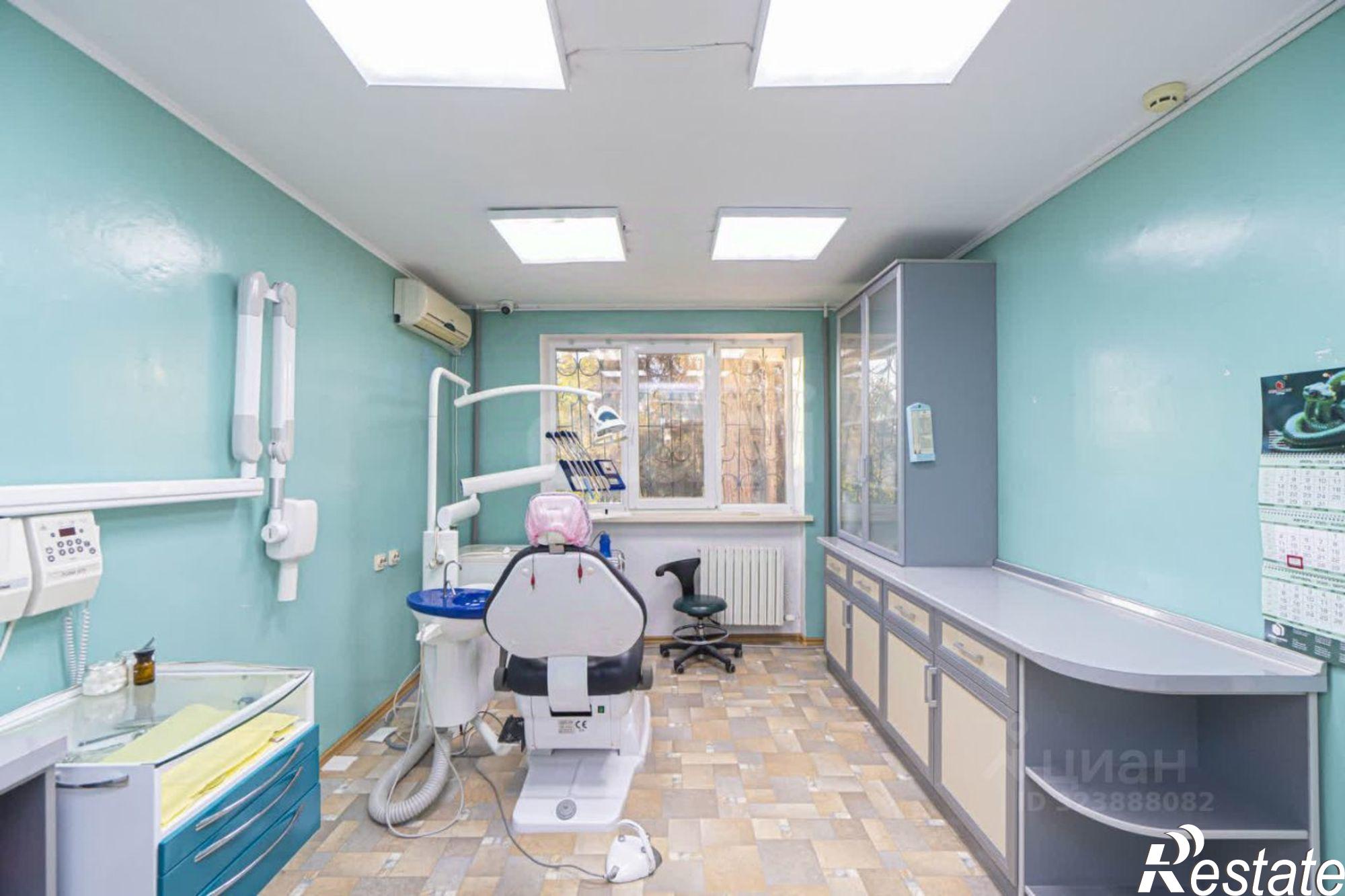 Купить квартиру за 10 500 000 рублей на пл 50-летия СССР, 5/3