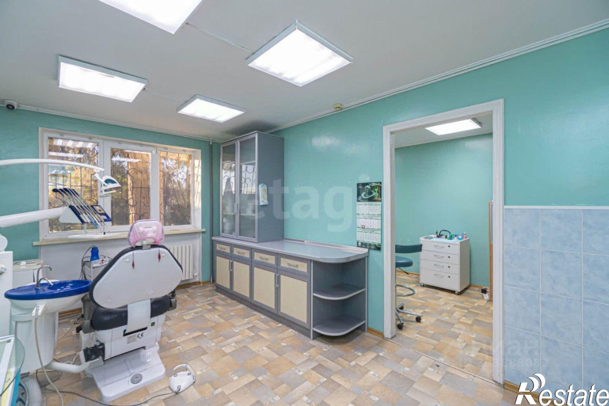 Купить квартиру за 10 500 000 рублей на пл 50-летия СССР, 5/3