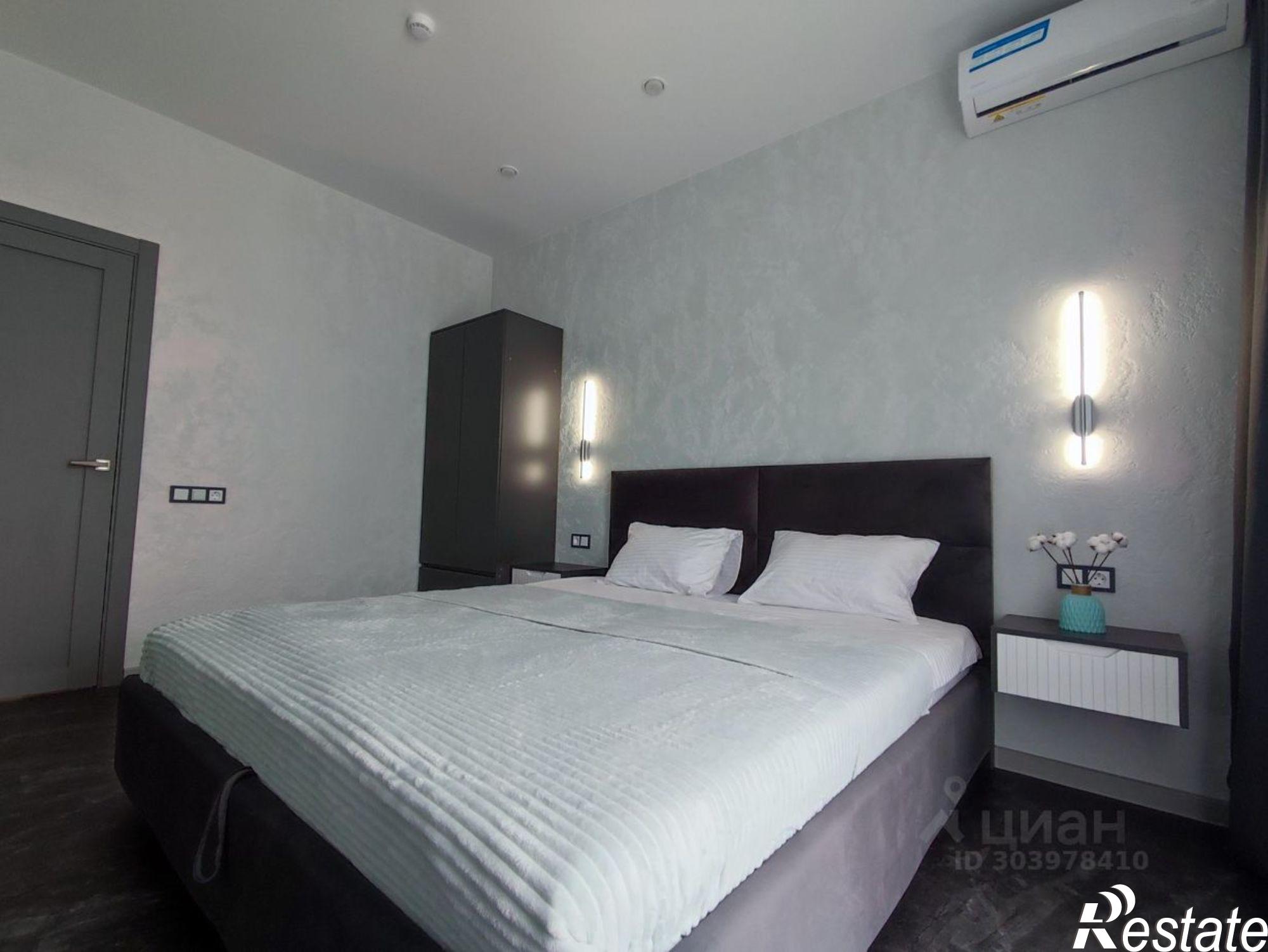 Сдать квартиру за 60 000 рублей на улица Лётчиков, 10