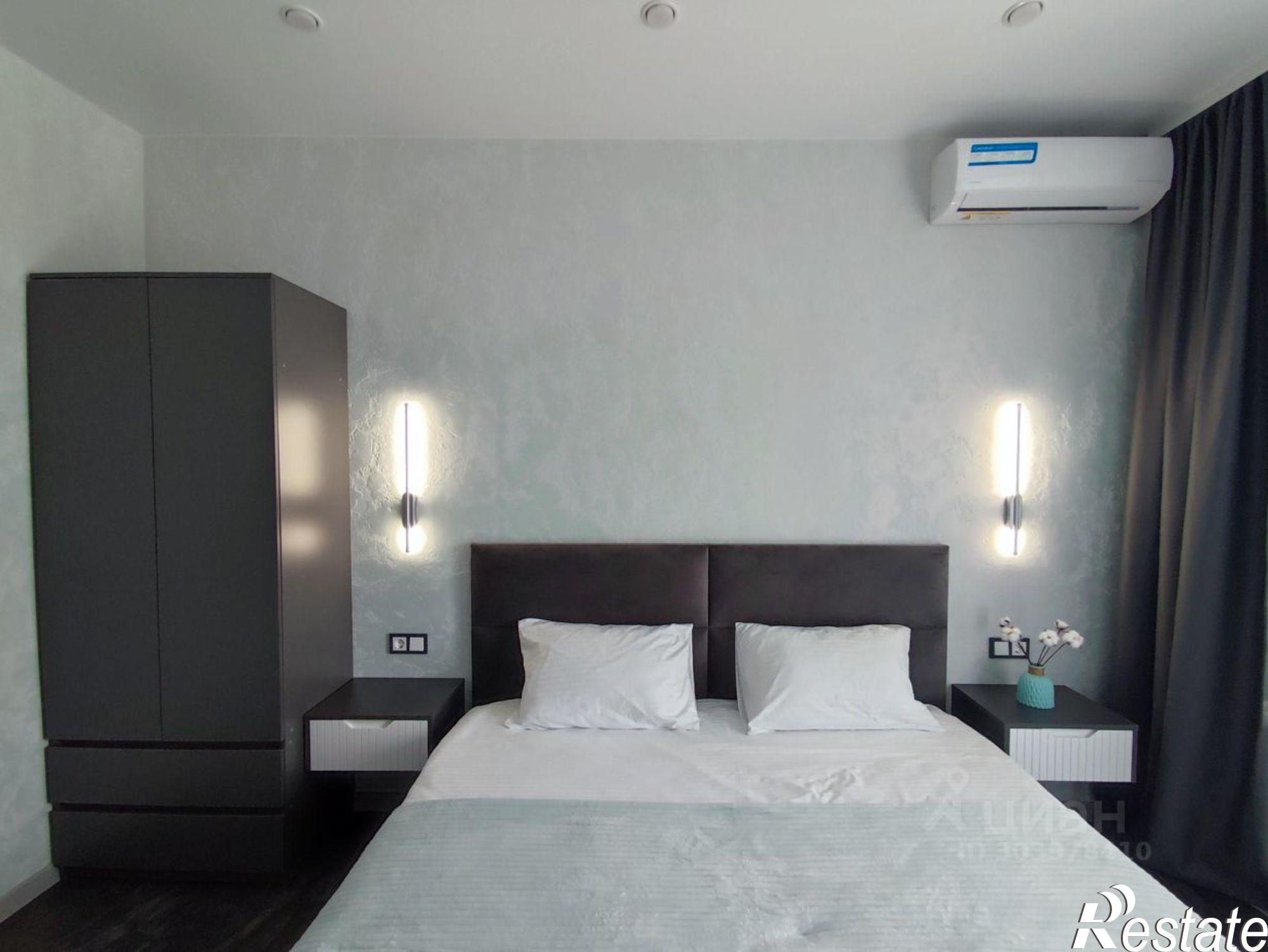 Сдать квартиру за 60 000 рублей на улица Лётчиков, 10