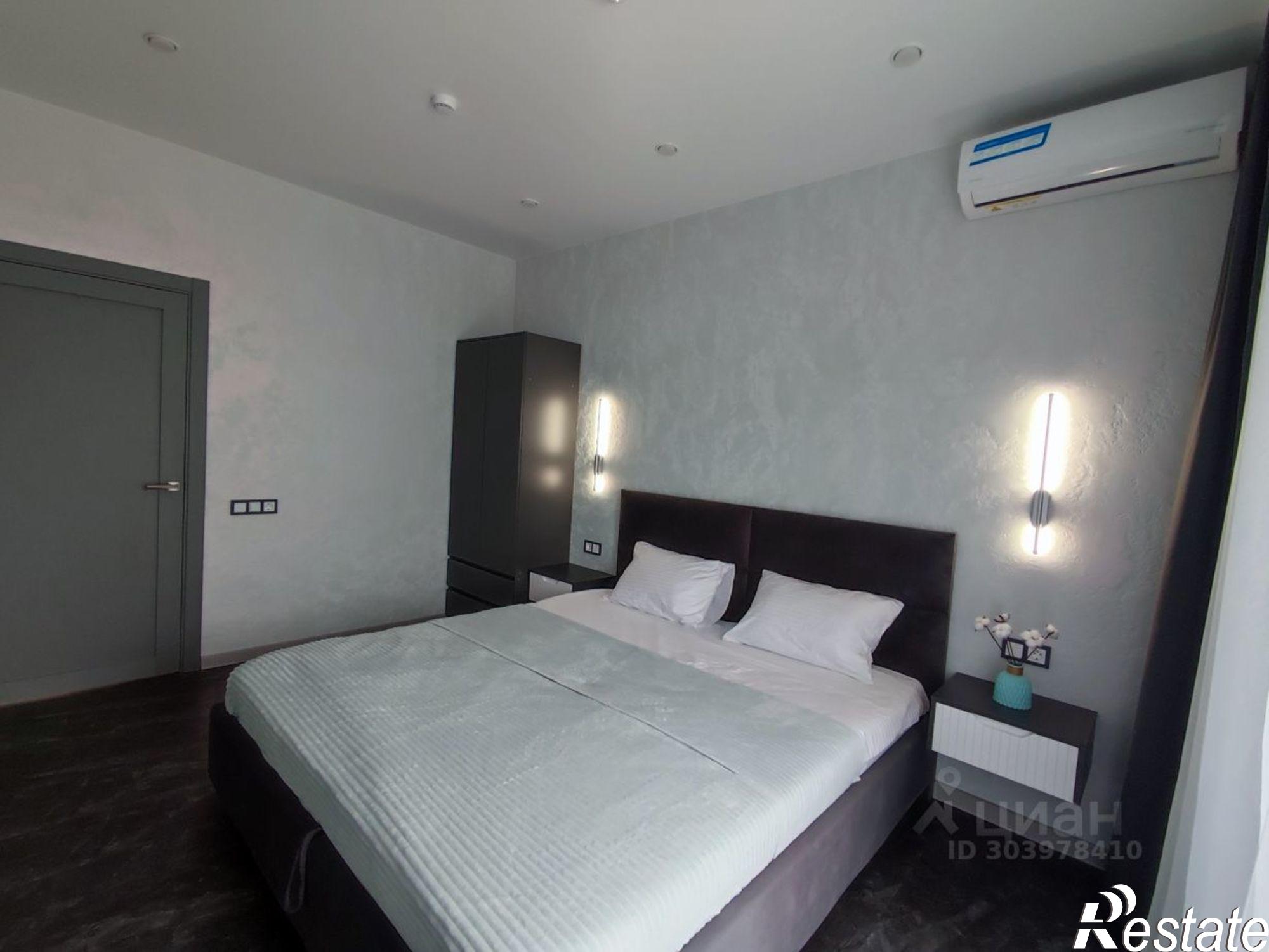 Сдать квартиру за 60 000 рублей на улица Лётчиков, 10