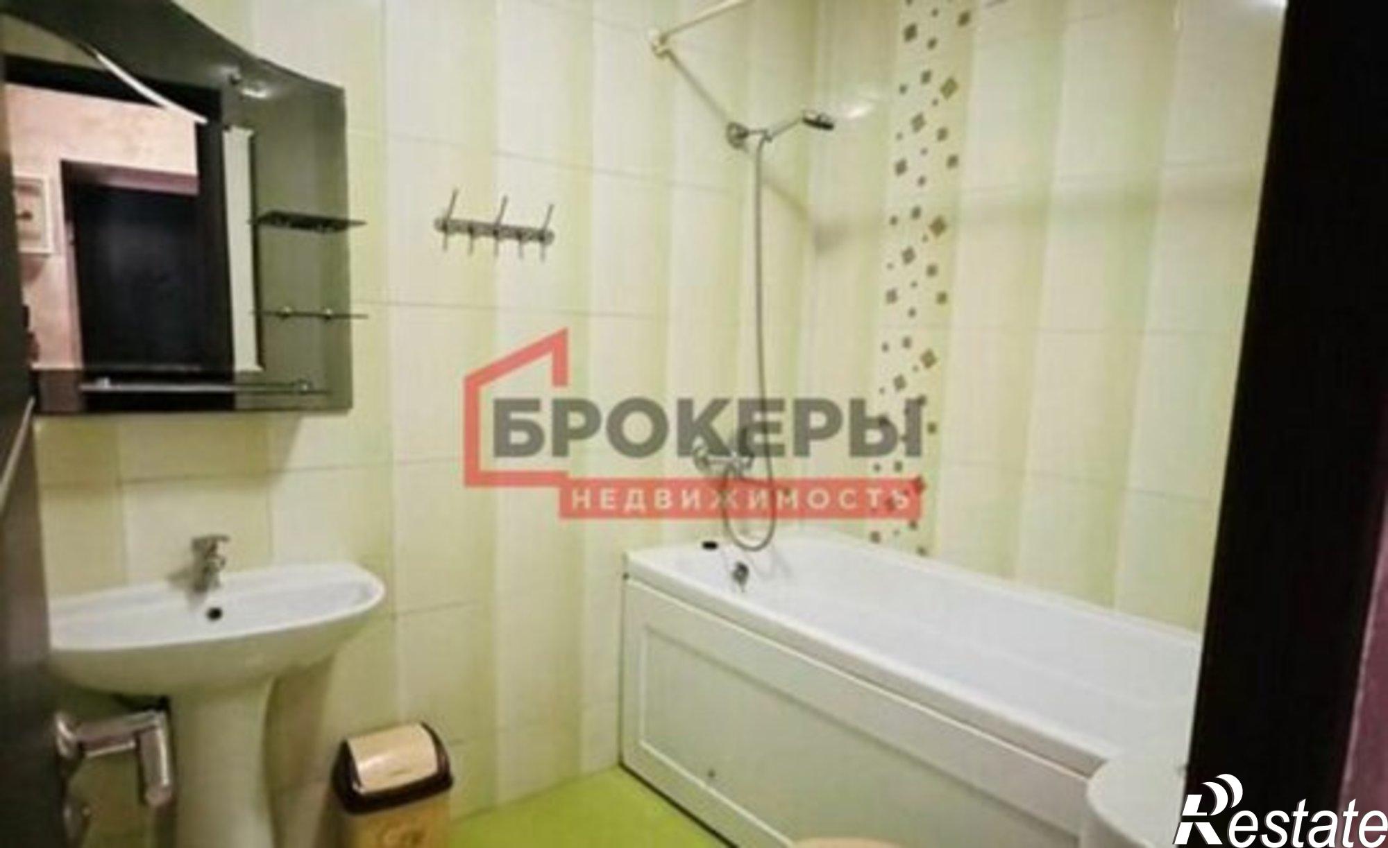 Купить квартиру за 6 180 000 рублей на ул Хрусталева, 69