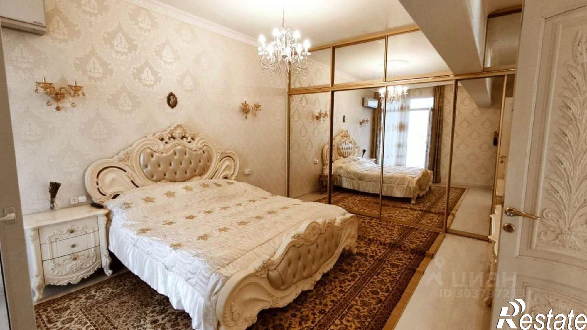 Сдать квартиру за 70 000 рублей на ул Сенявина, 2