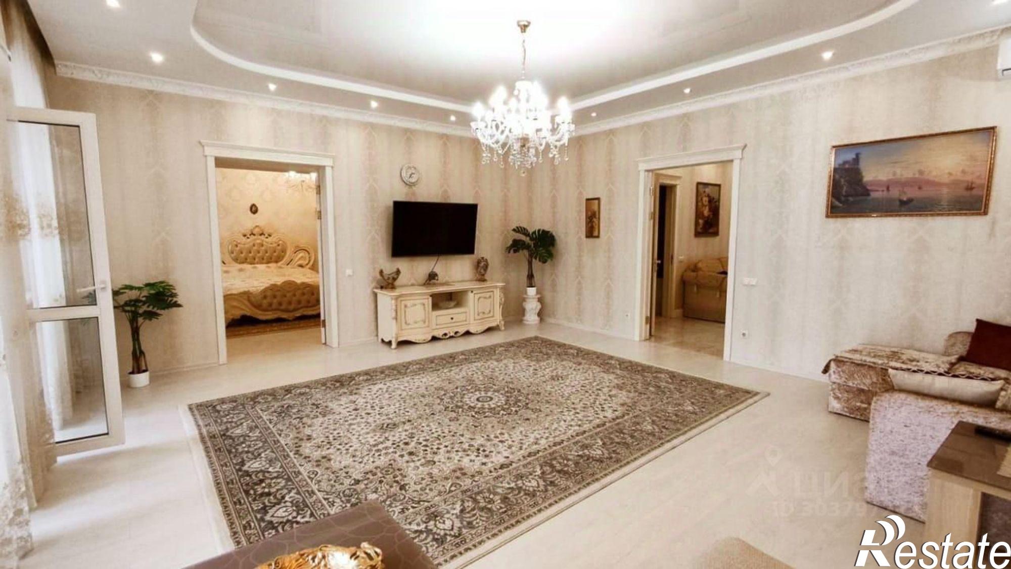 Сдать квартиру за 70 000 рублей на ул Сенявина, 2