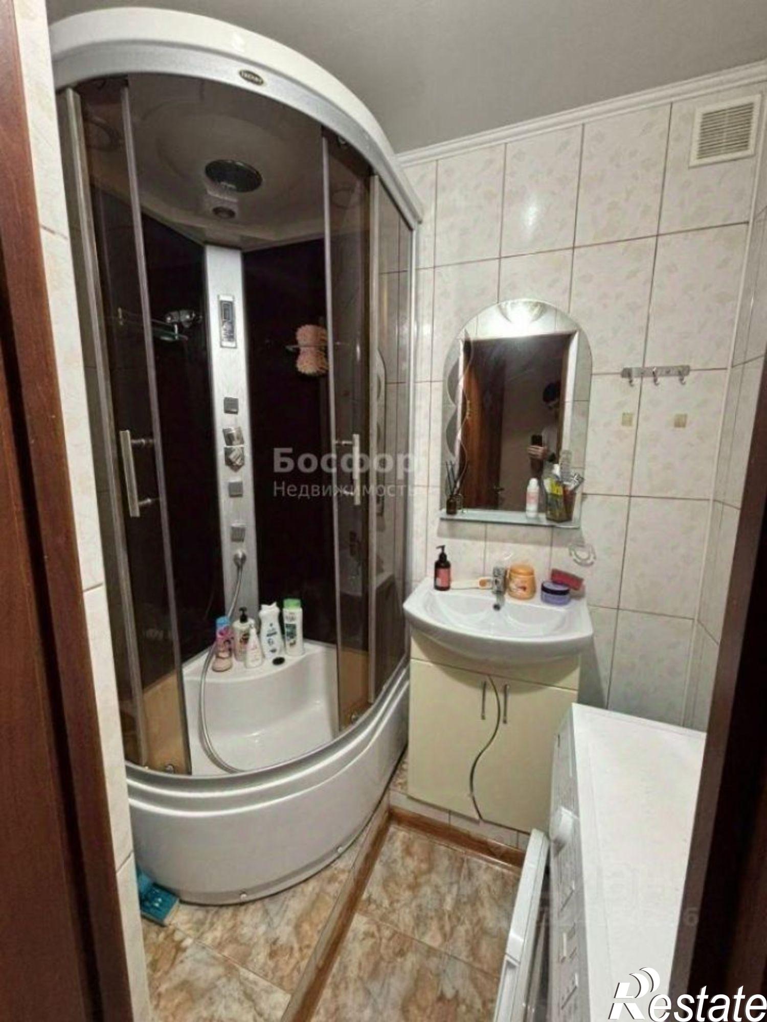 Купить квартиру за 4 450 000 рублей на кв-л Строителей, 11