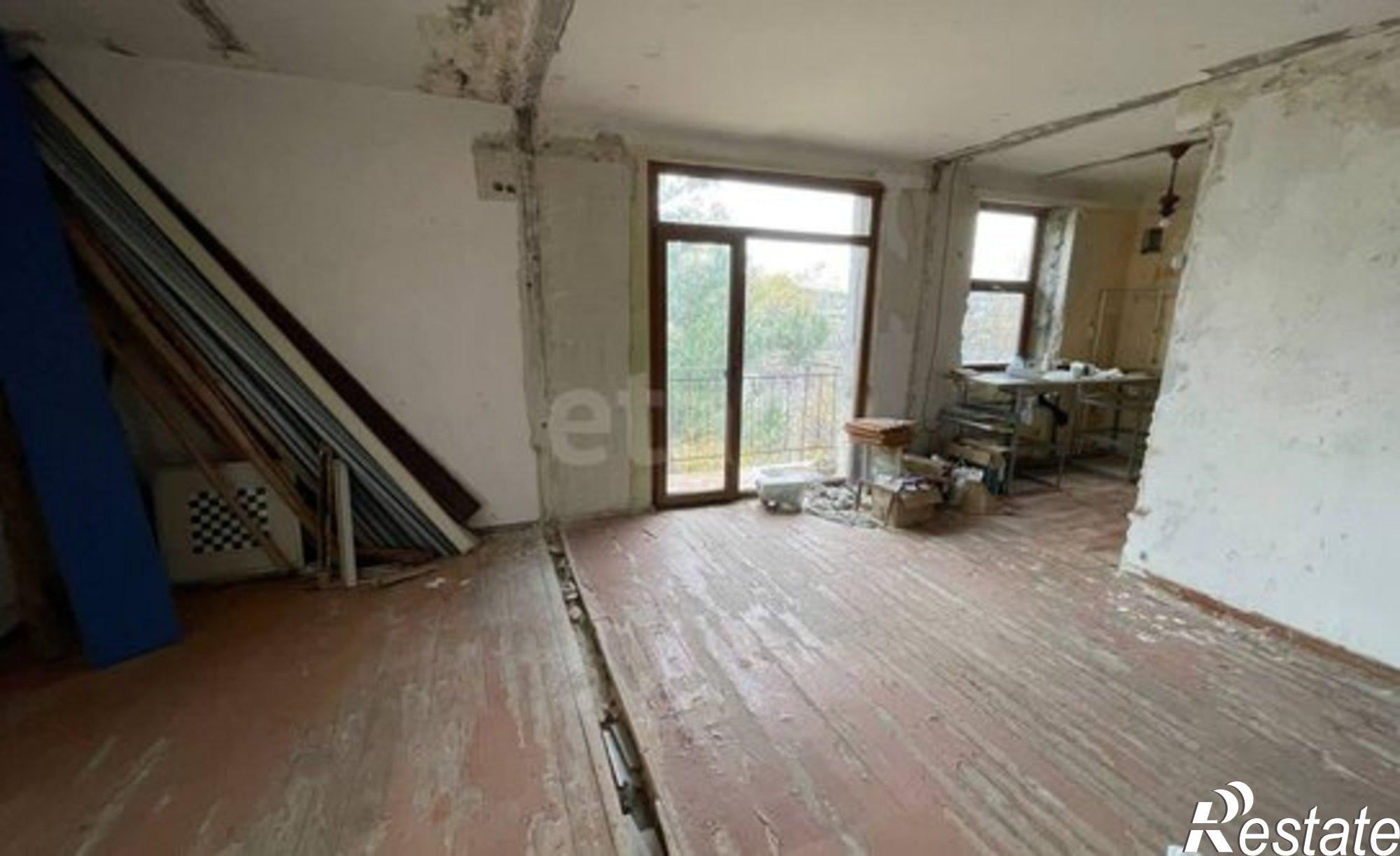 Купить квартиру за 5 000 000 рублей на ул Генерала Жидилова, 26